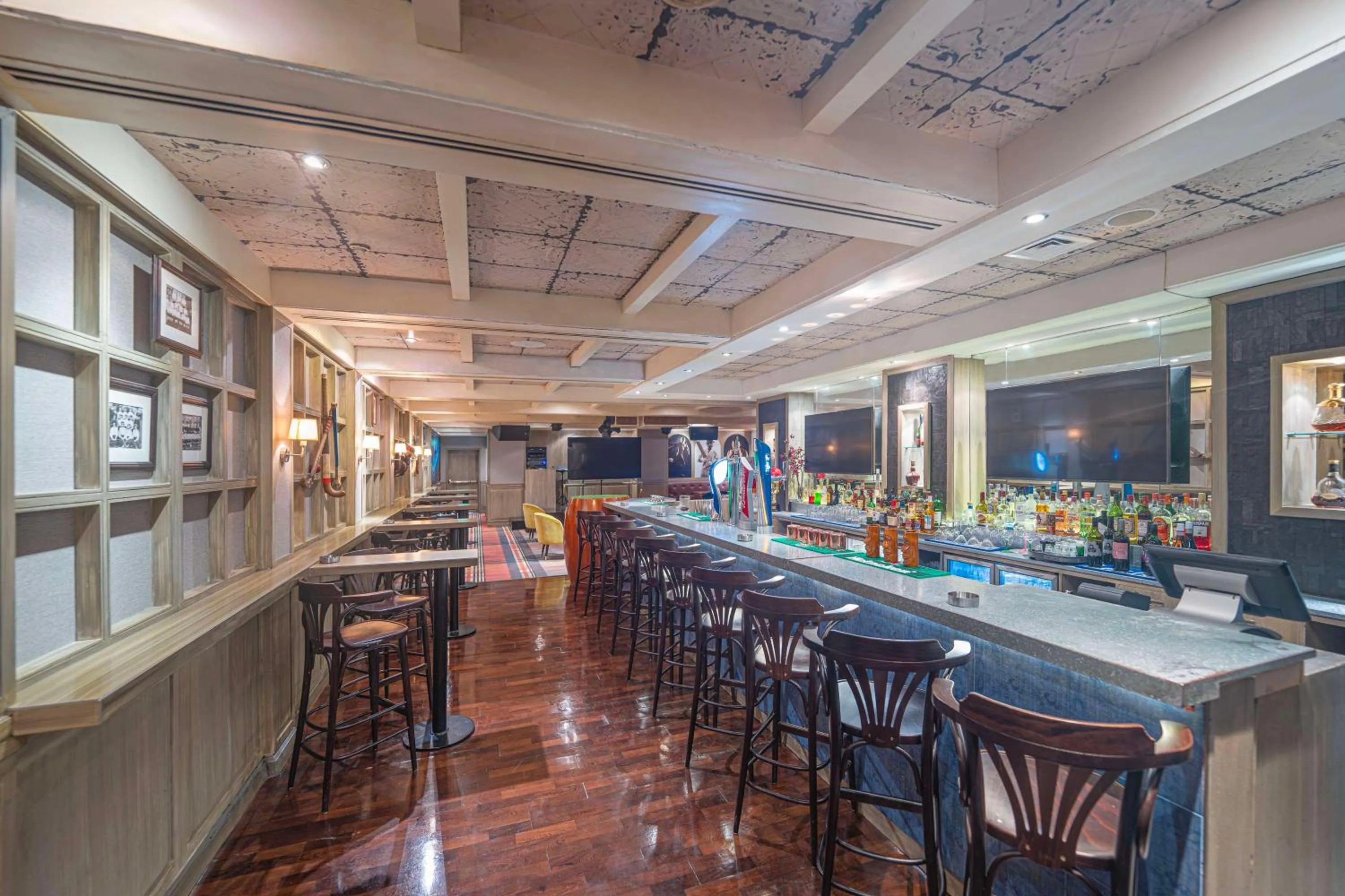 Lounge or bar in Hyatt Regency Dubai - Corniche