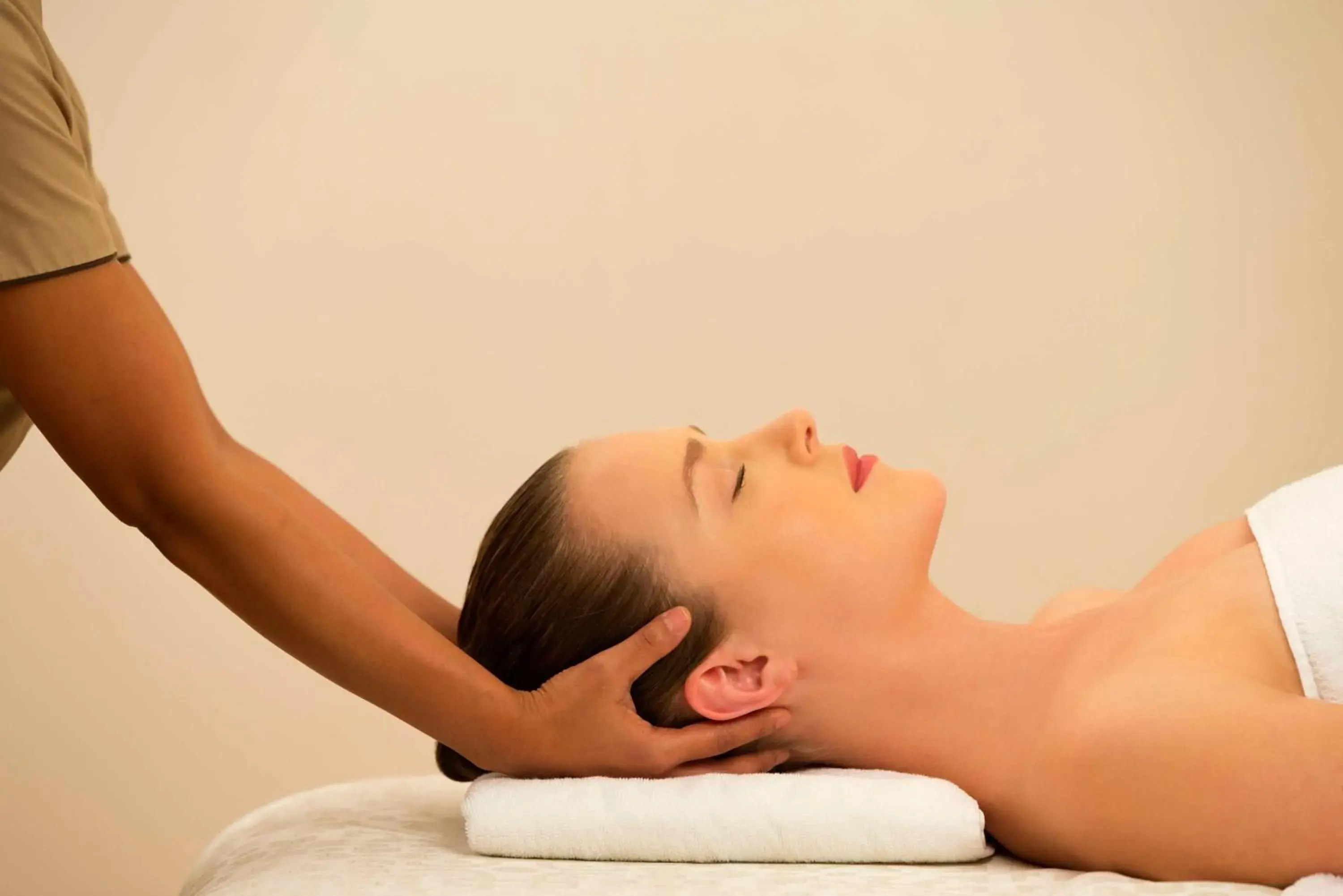 Spa and wellness centre/facilities in Hyatt Regency Dubai - Corniche Spa and wellness centre/facilities in Hyatt Regency Dubai - Corniche