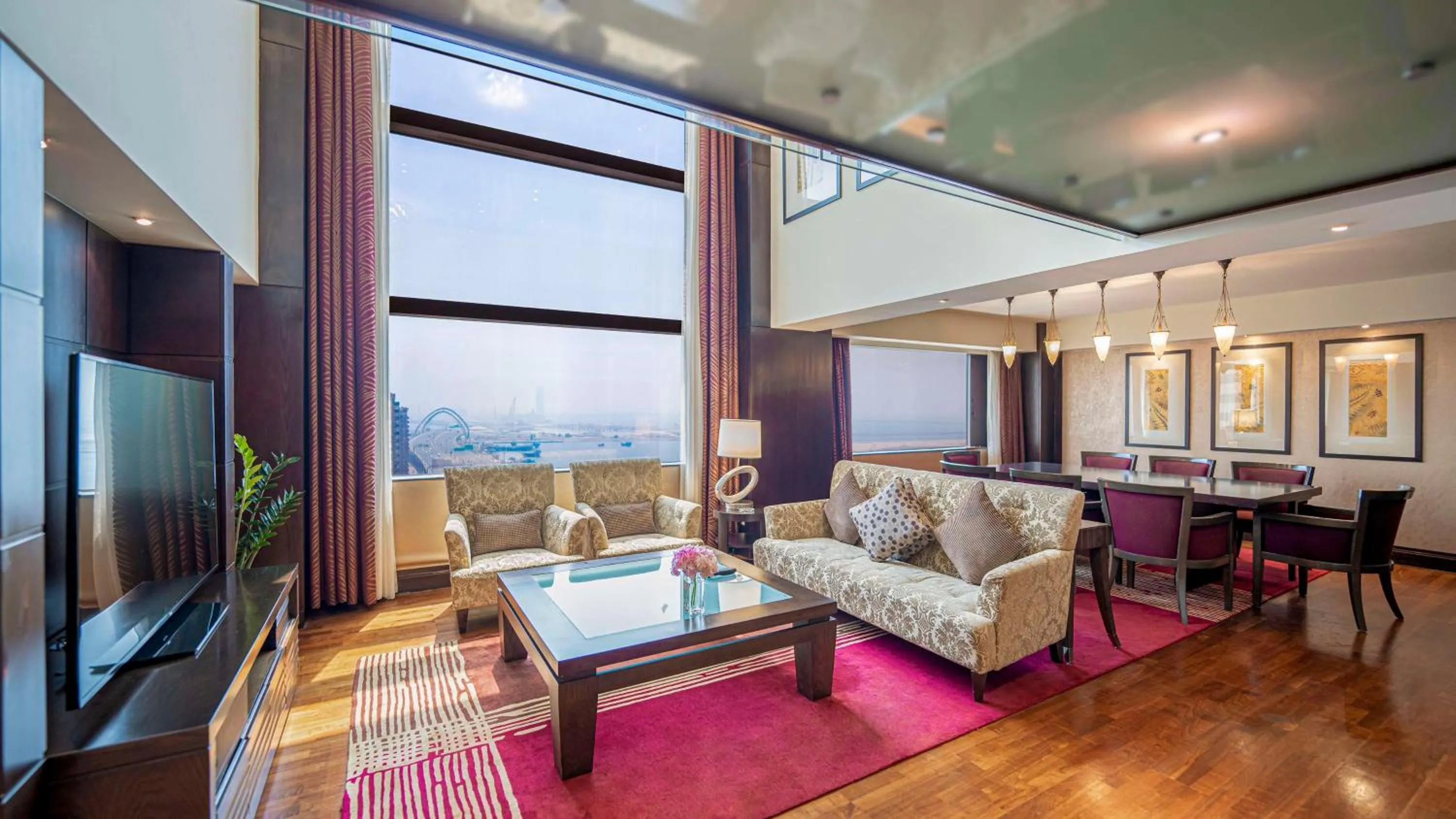 Bedroom in Hyatt Regency Dubai - Corniche