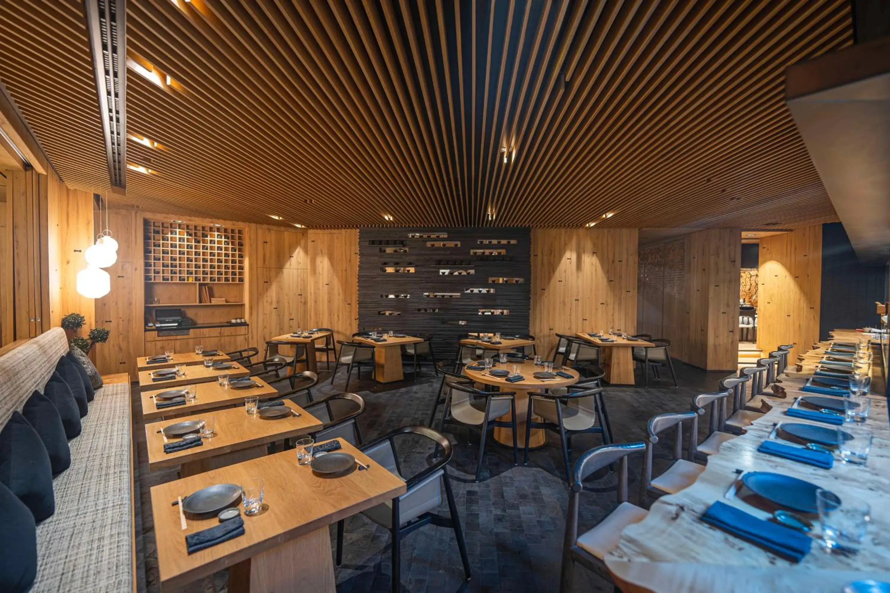 Restaurant/places to eat in Hyatt Regency Dubai - Corniche Restaurant/places to eat in Hyatt Regency Dubai - Corniche