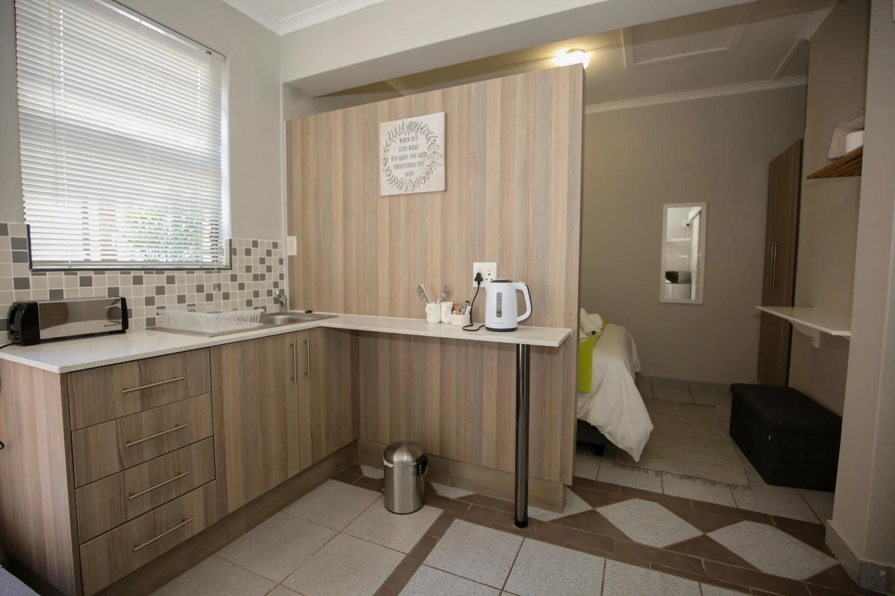 Kitchen or kitchenette in Farm View Guest House