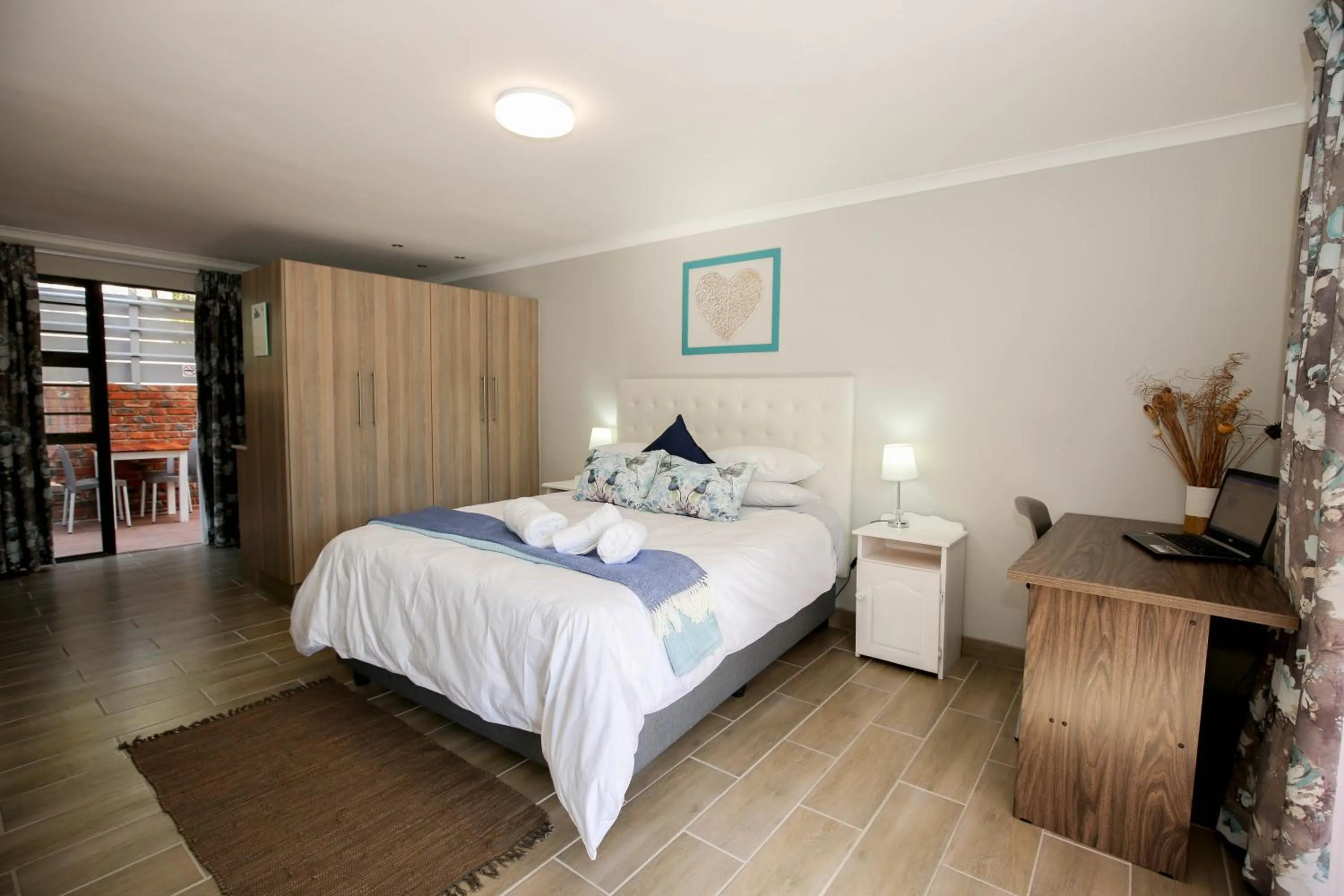 Photo of the whole room, Bed in Farm View Guest House