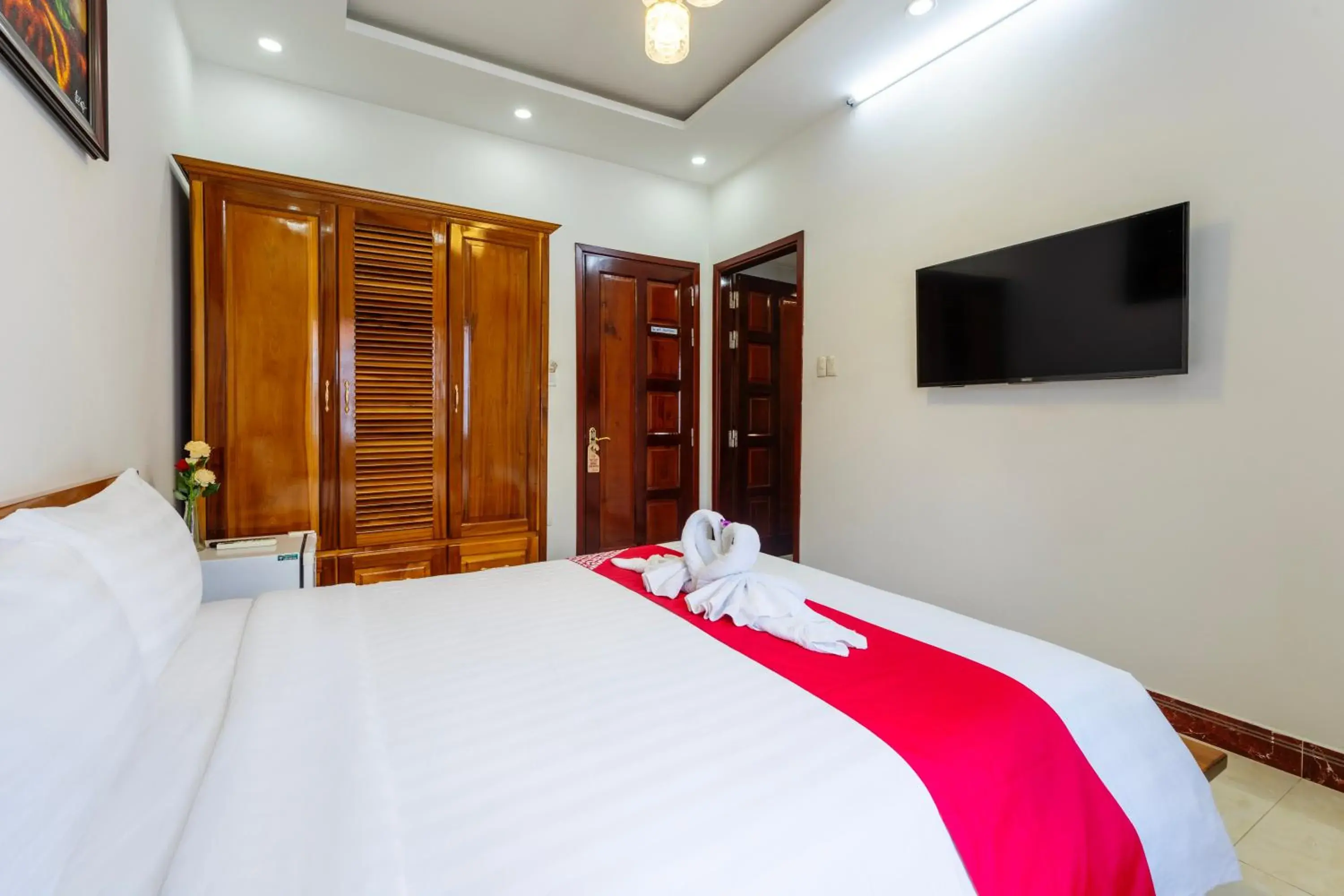 Communal lounge/ TV room, Bed in Hoi An Legend Connect Villa Communal lounge/ TV room, Bed in Hoi An Legend Connect Villa