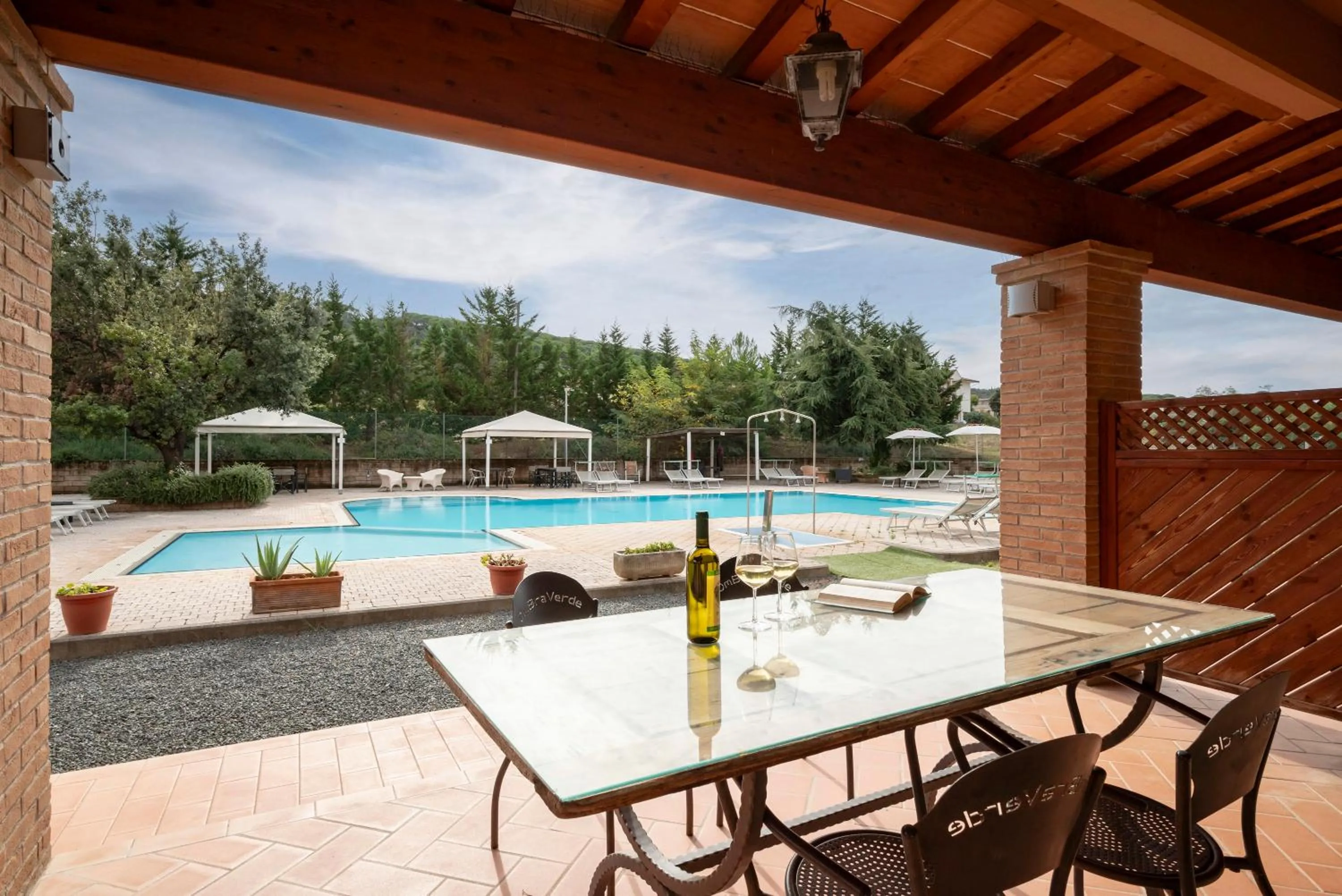 Patio in Ombra Verde Residence e B&B