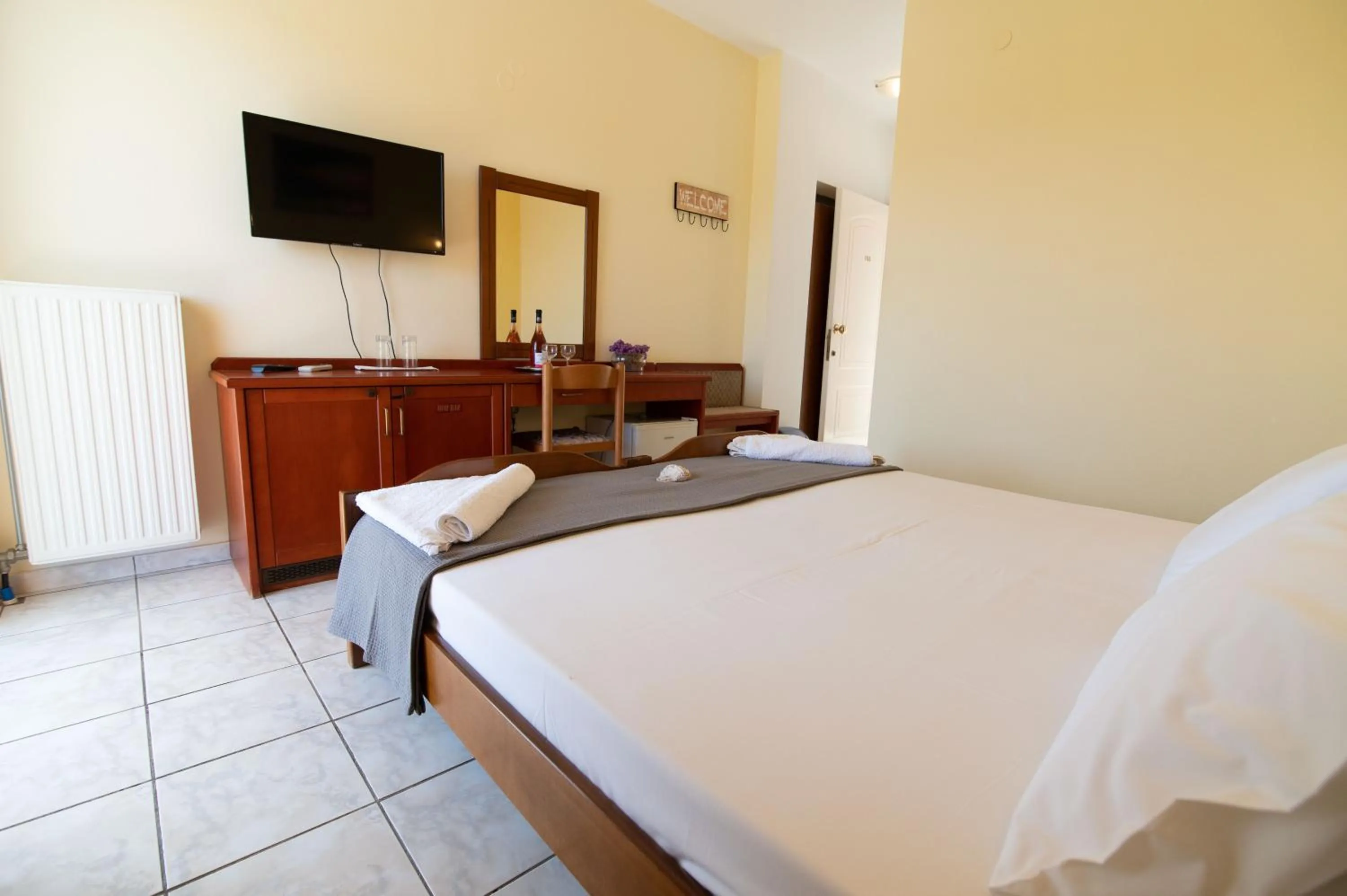 Bed in Iraklis Hotel