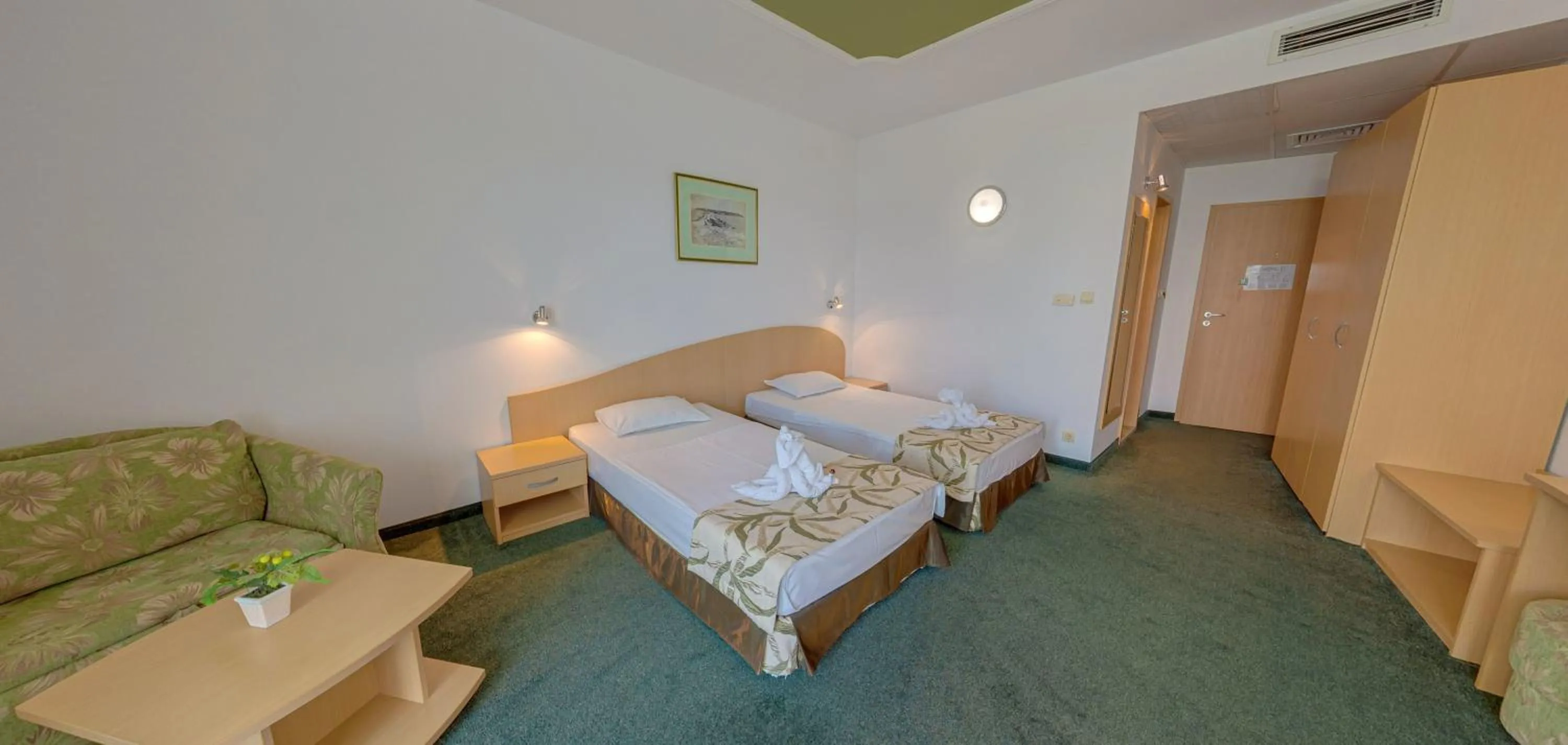 Photo of the whole room, Bed in Mena Palace Hotel - All Inclusive