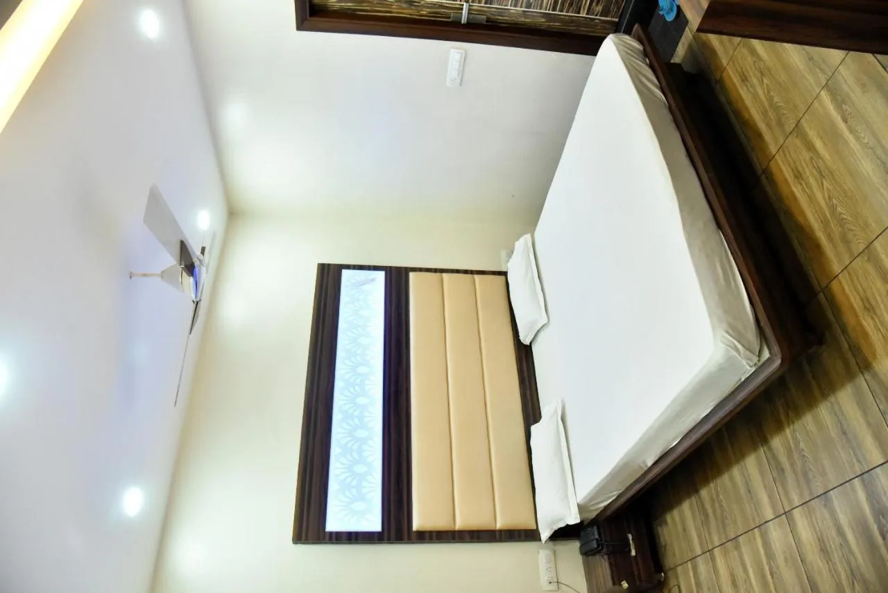 Hotel Midtown & Restaurant