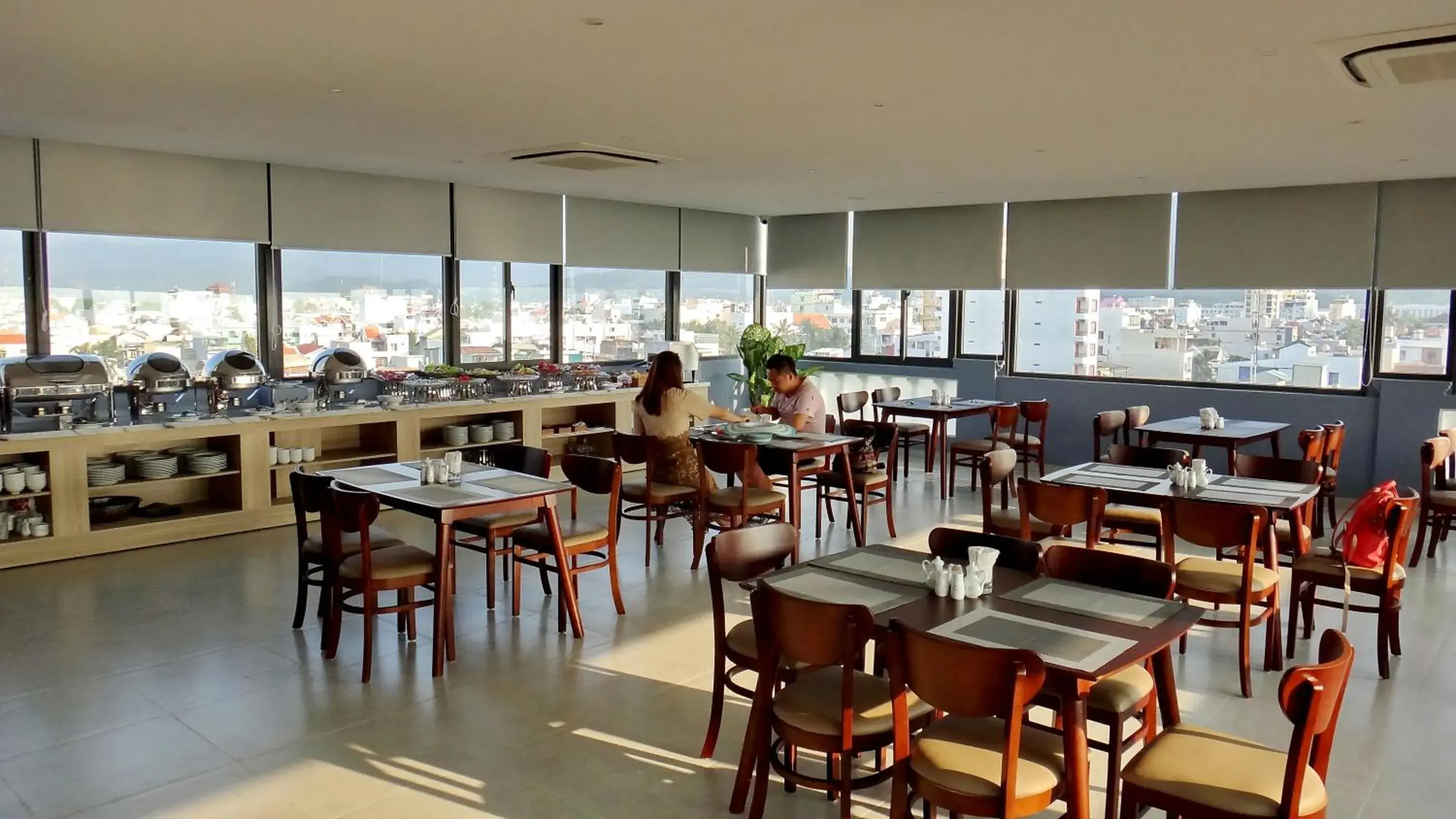 Restaurant/places to eat in For You Hotel Restaurant/places to eat in For You Hotel