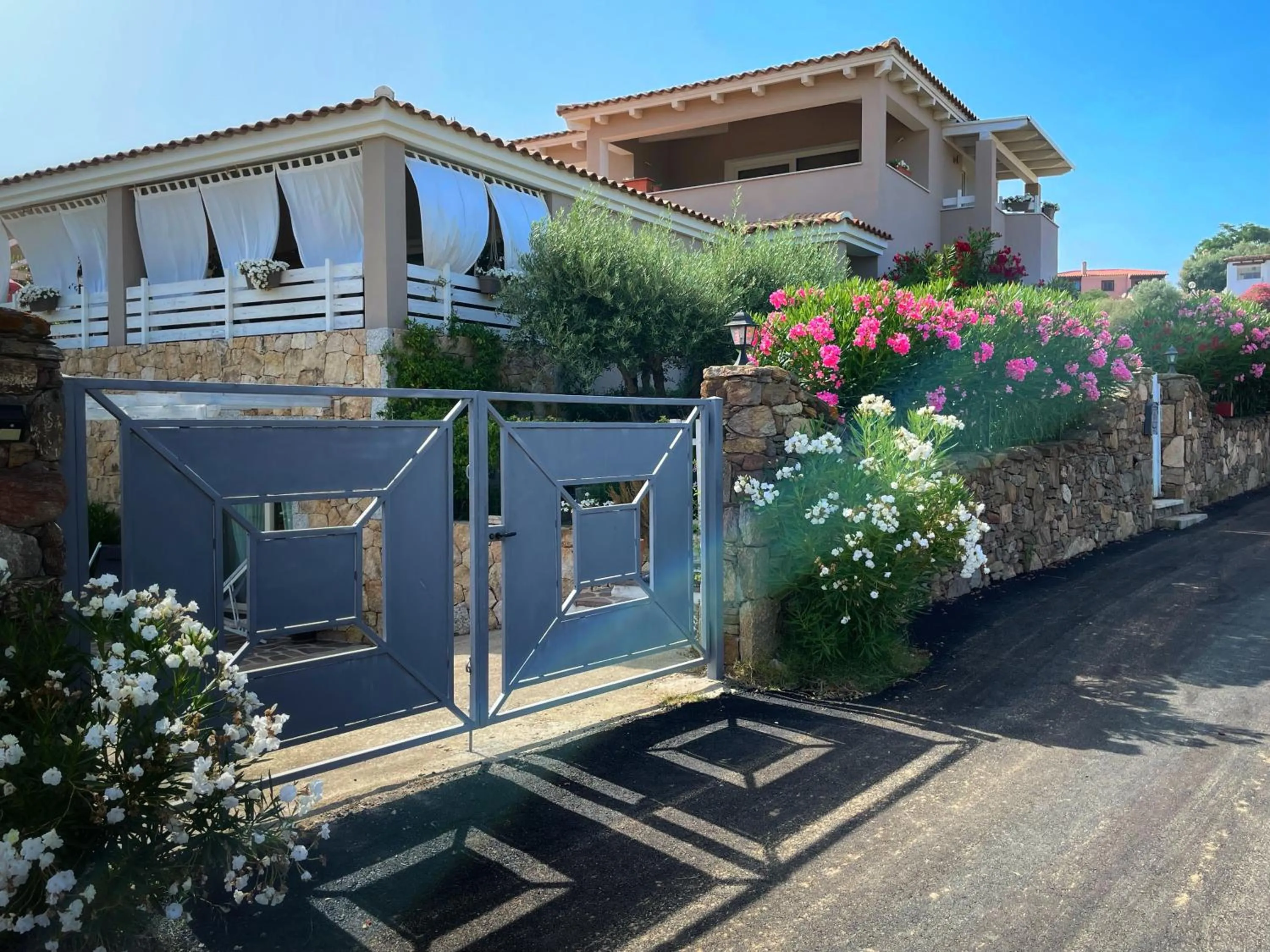 Property building in La Pecora Nera B&B