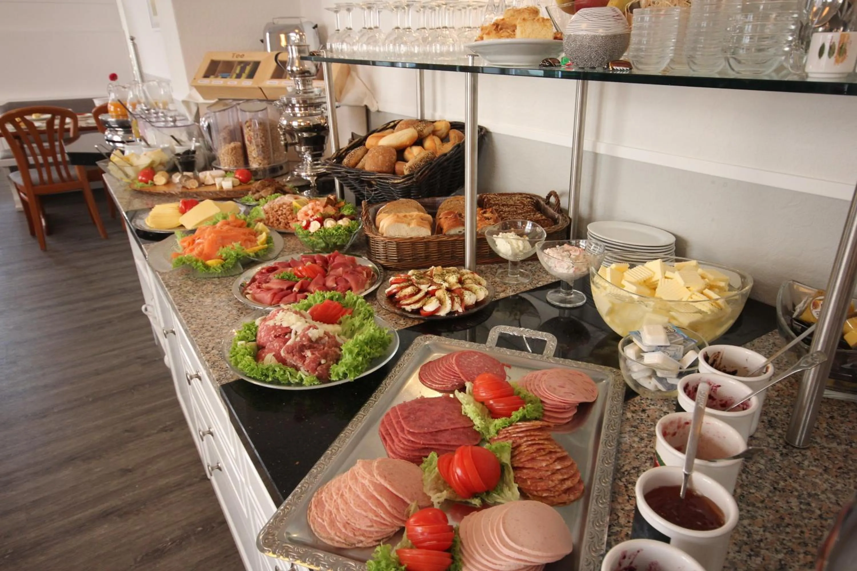 Food and drinks in Hotel Villa Undine