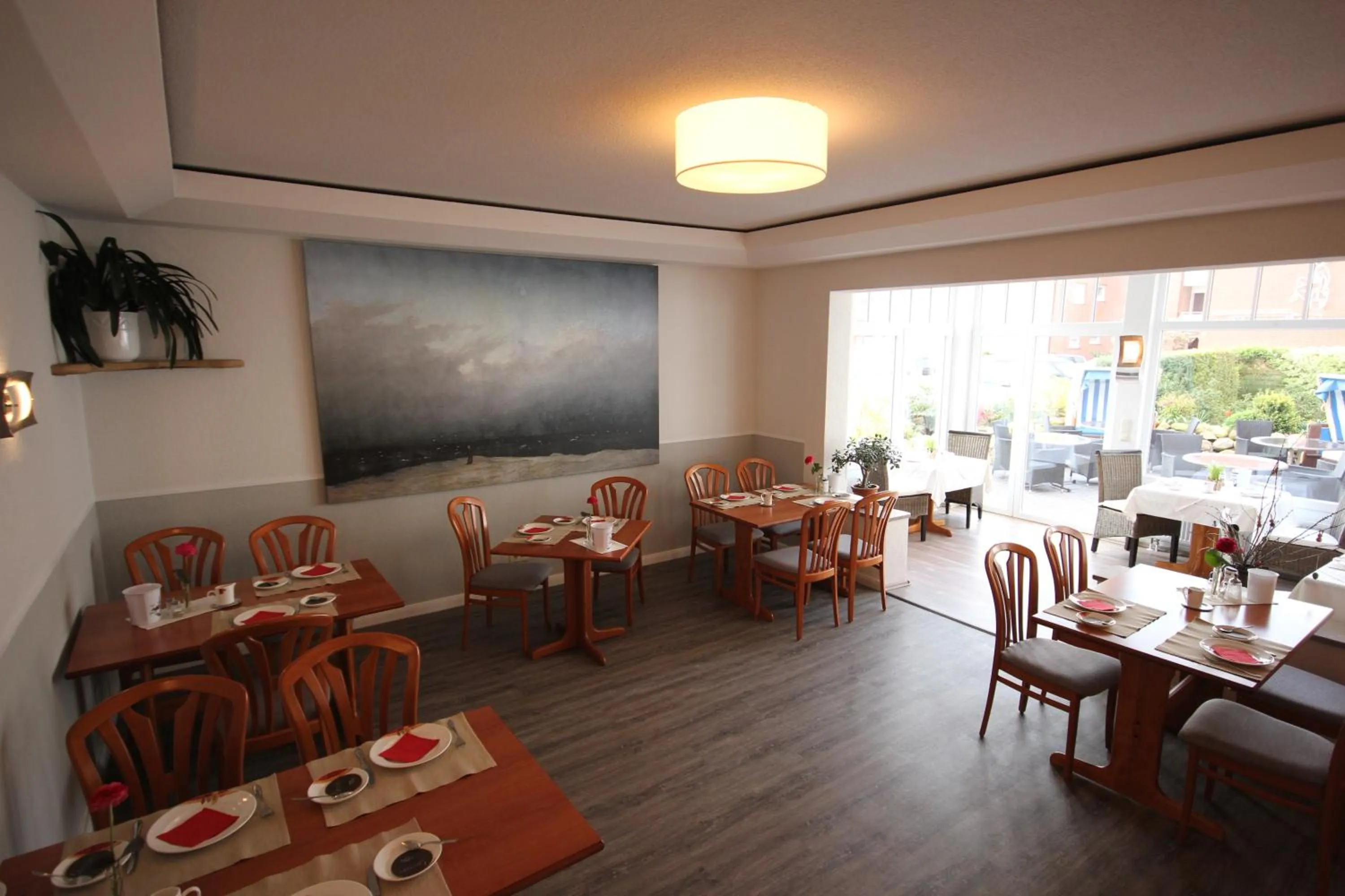 Restaurant/places to eat in Hotel Villa Undine