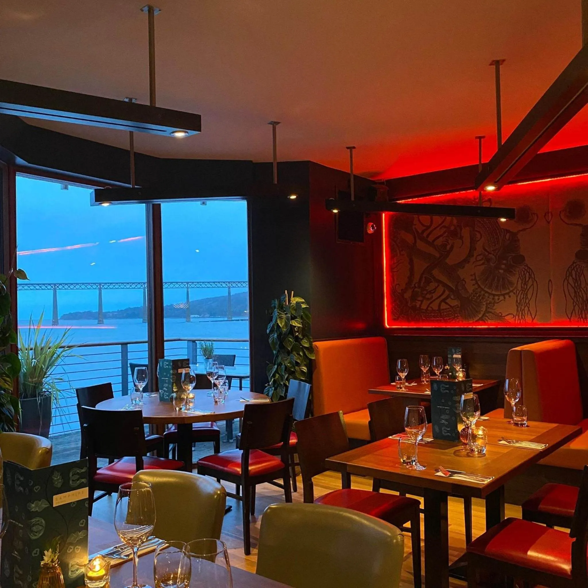 Restaurant/places to eat in Orocco Pier