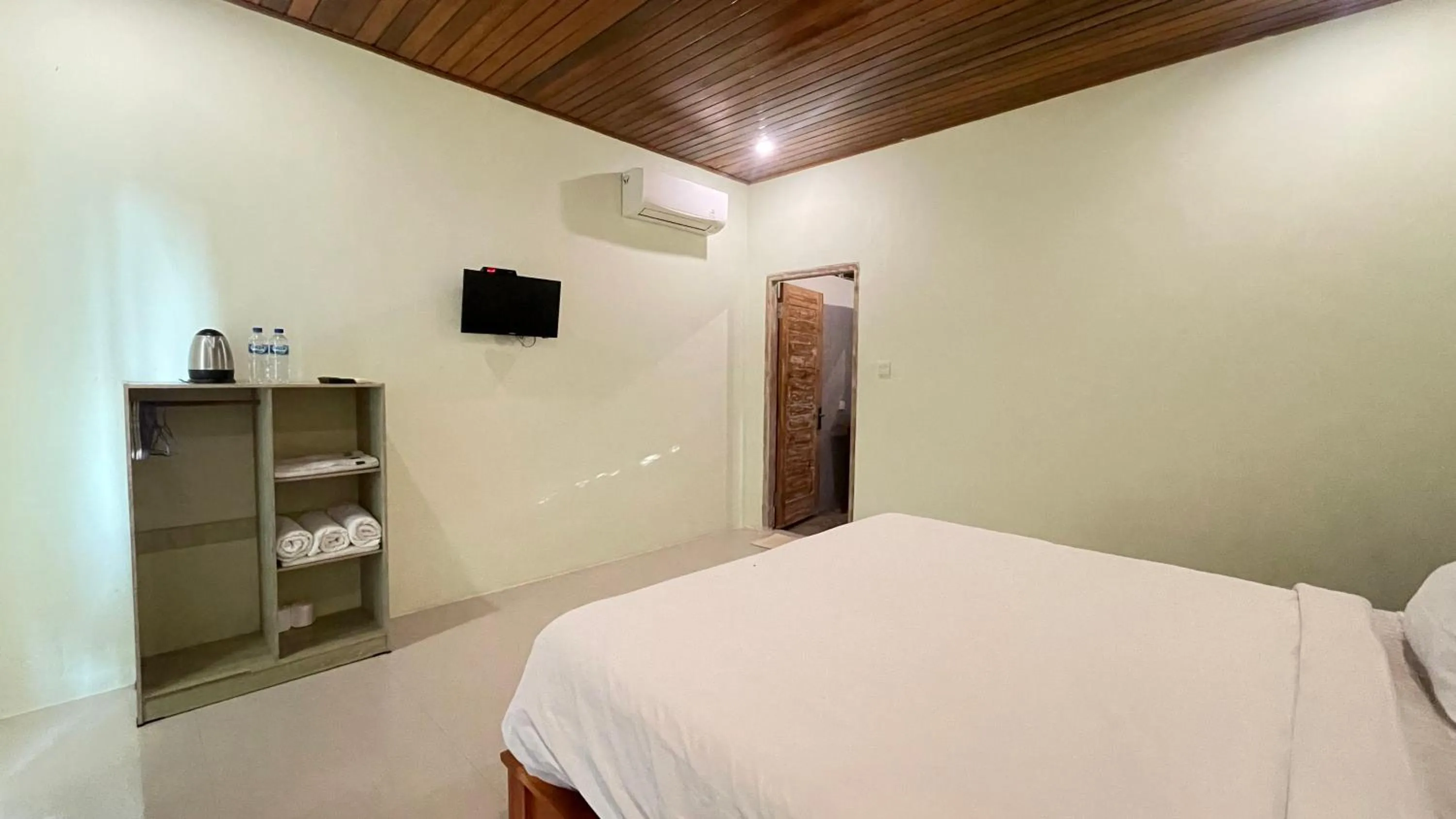 Bed in MESARI Cottage