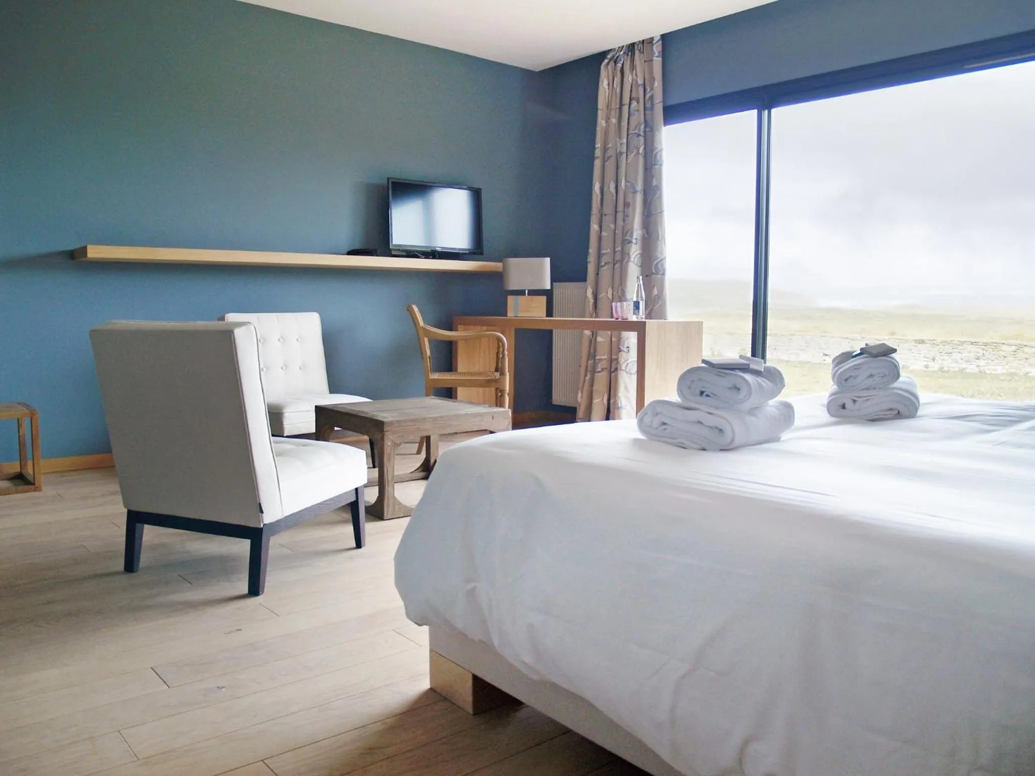 Bedroom, Bed in Logis Le Château de Sable
