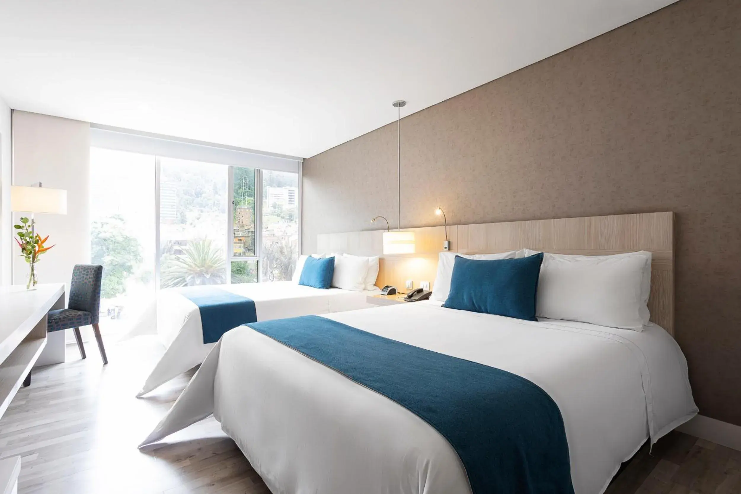 Photo of the whole room, Bed in Hotel bh Bicentenario Photo of the whole room, Bed in Hotel bh Bicentenario