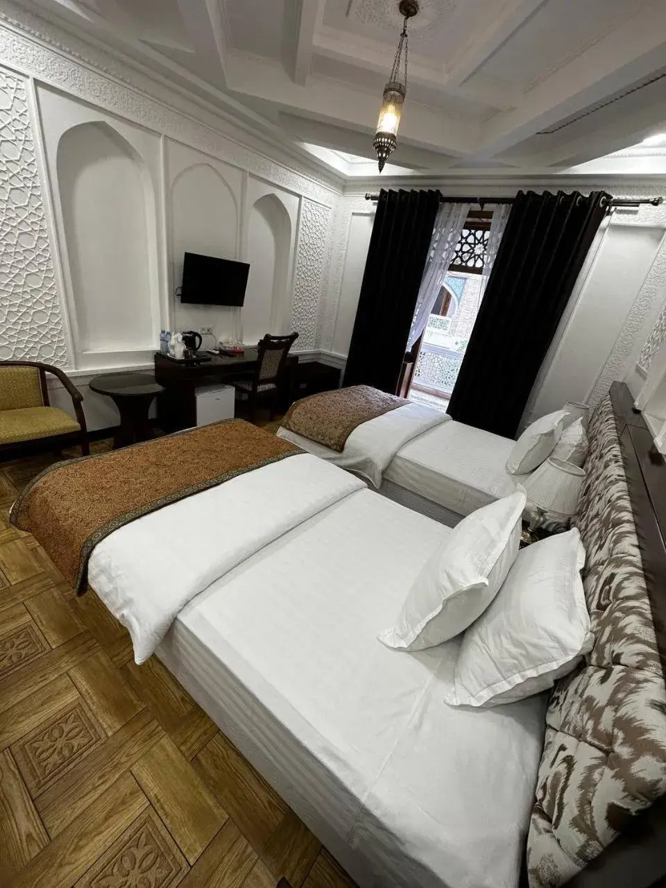 Twin Room with Bathroom - single occupancy in SHAHRISTAN Plaza Twin Room with Bathroom - single occupancy in SHAHRISTAN Plaza