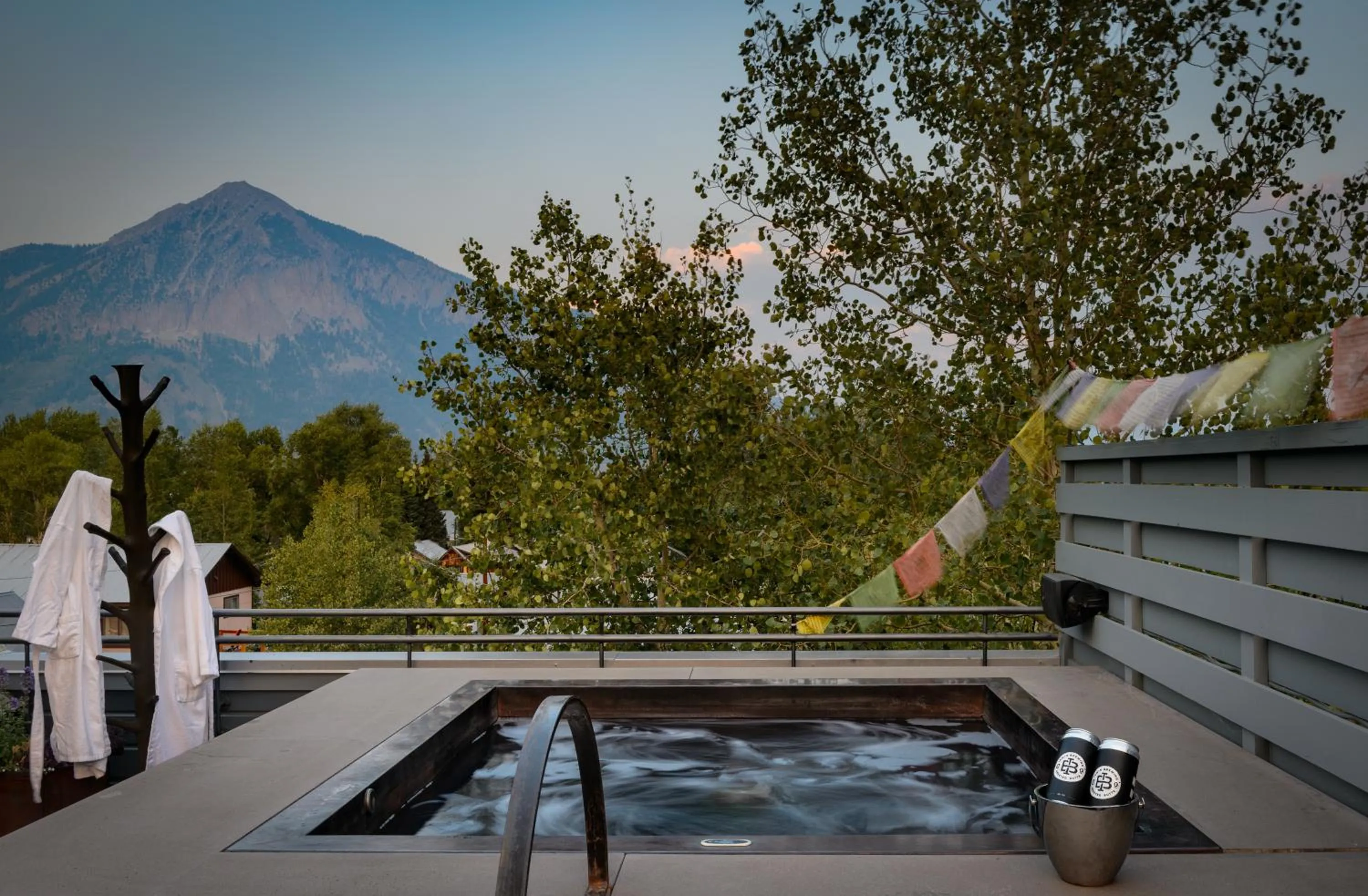 Eleven Scarp Ridge Lodge