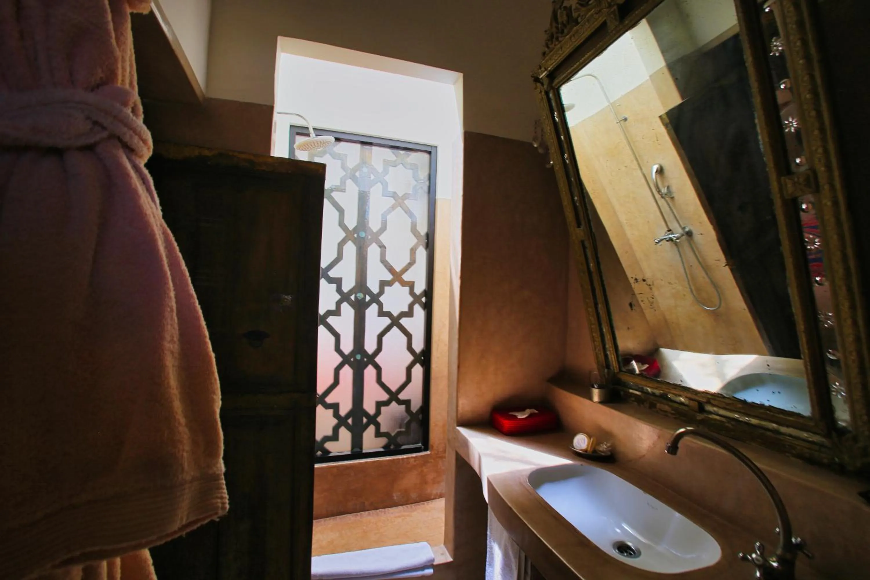Bathroom in Riad du Ciel Marrakech