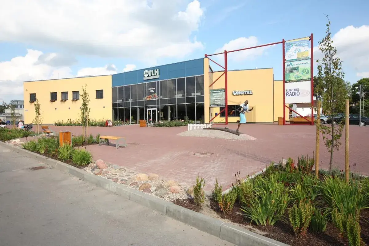 Tukuma Ledus Halle Tukuma Ledus Halle