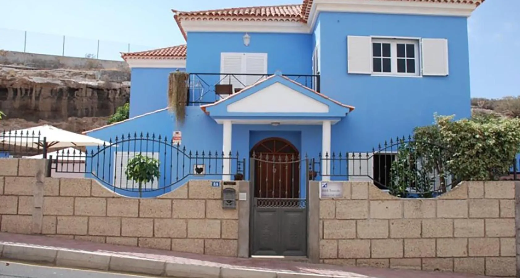 Facade/entrance in Bed & Breakfast Tenerife