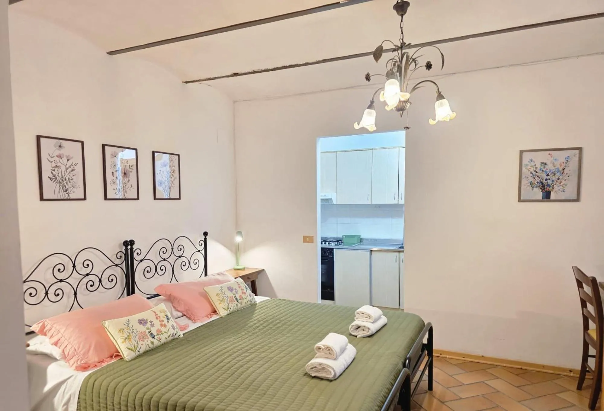 Bed in Villa Gioia Civita