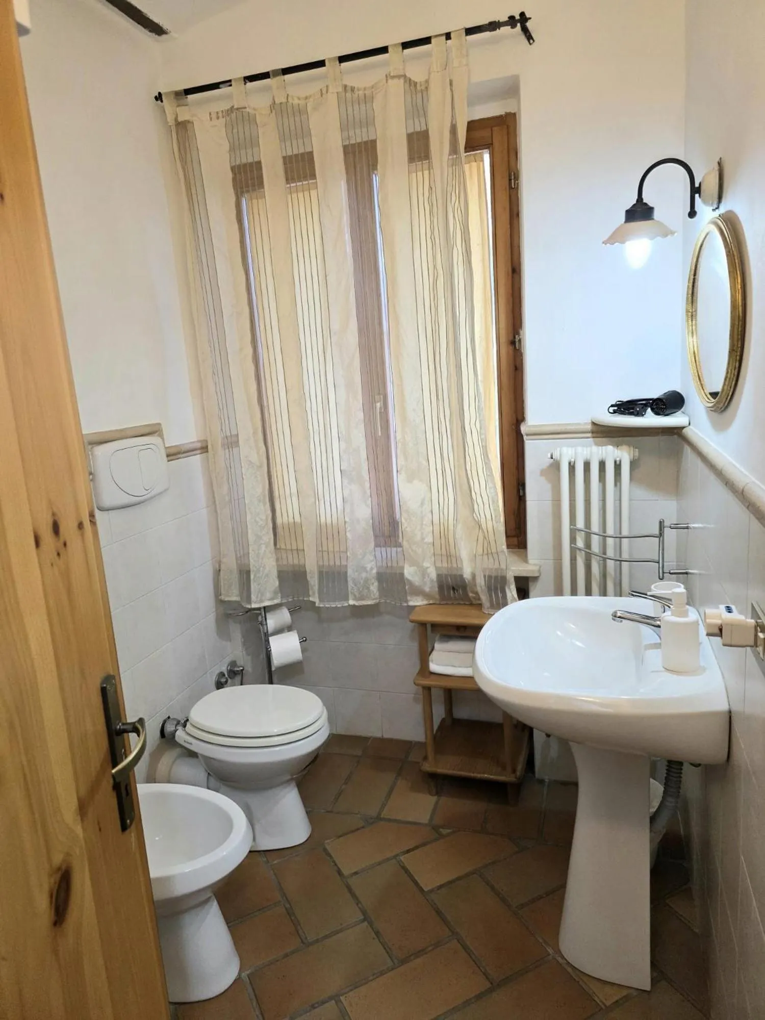 Shower in Villa Gioia Civita