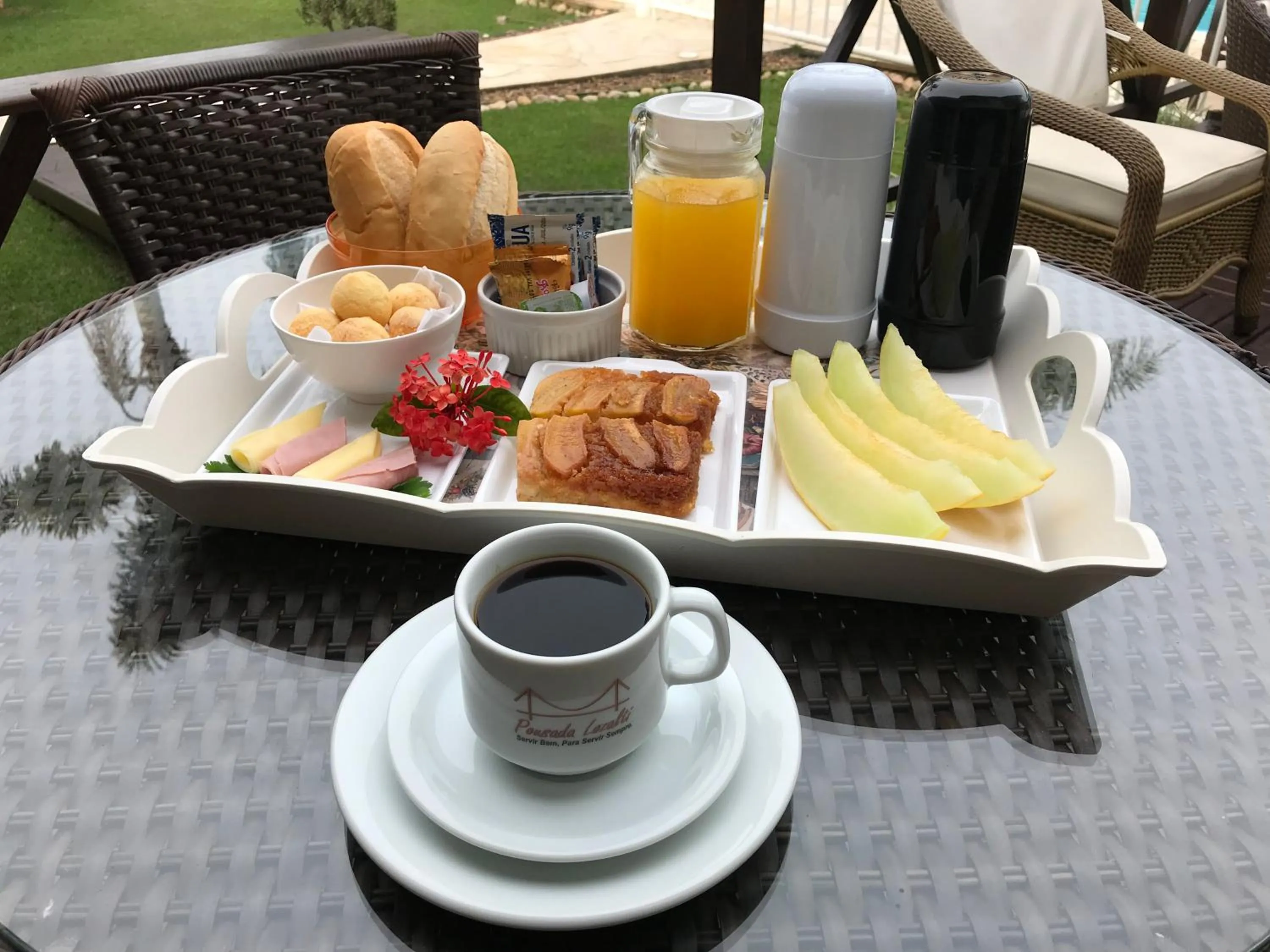 Food and drinks in Pousada Lozalti