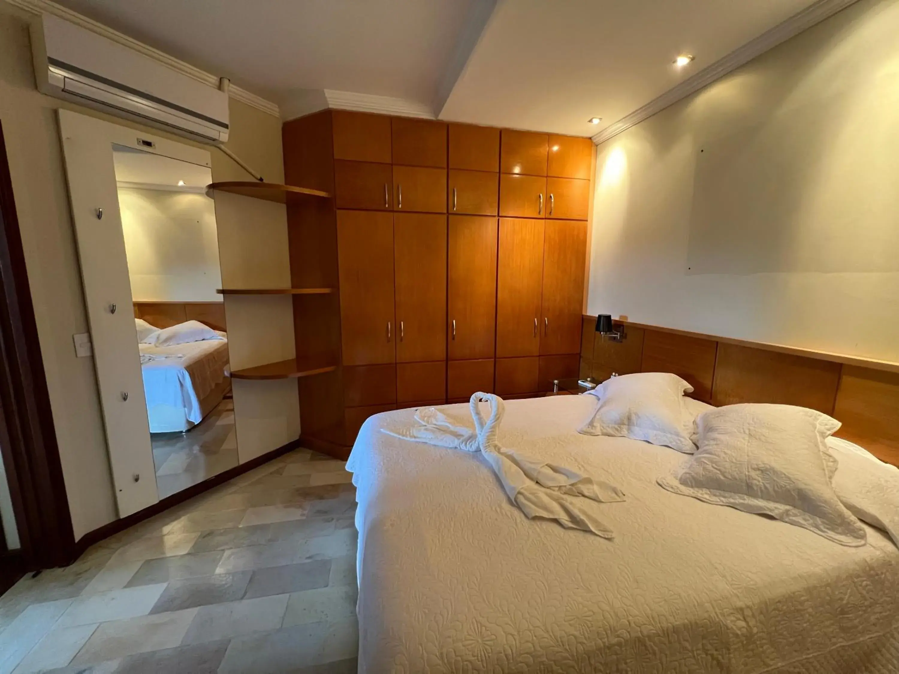 Quadruple Room with Bathroom in Pousada Lozalti Quadruple Room with Bathroom in Pousada Lozalti