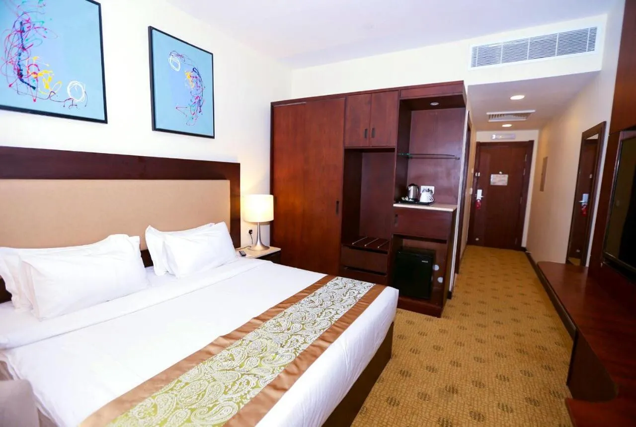 Budget Double Room - single occupancy in Khabti Grand Hotel