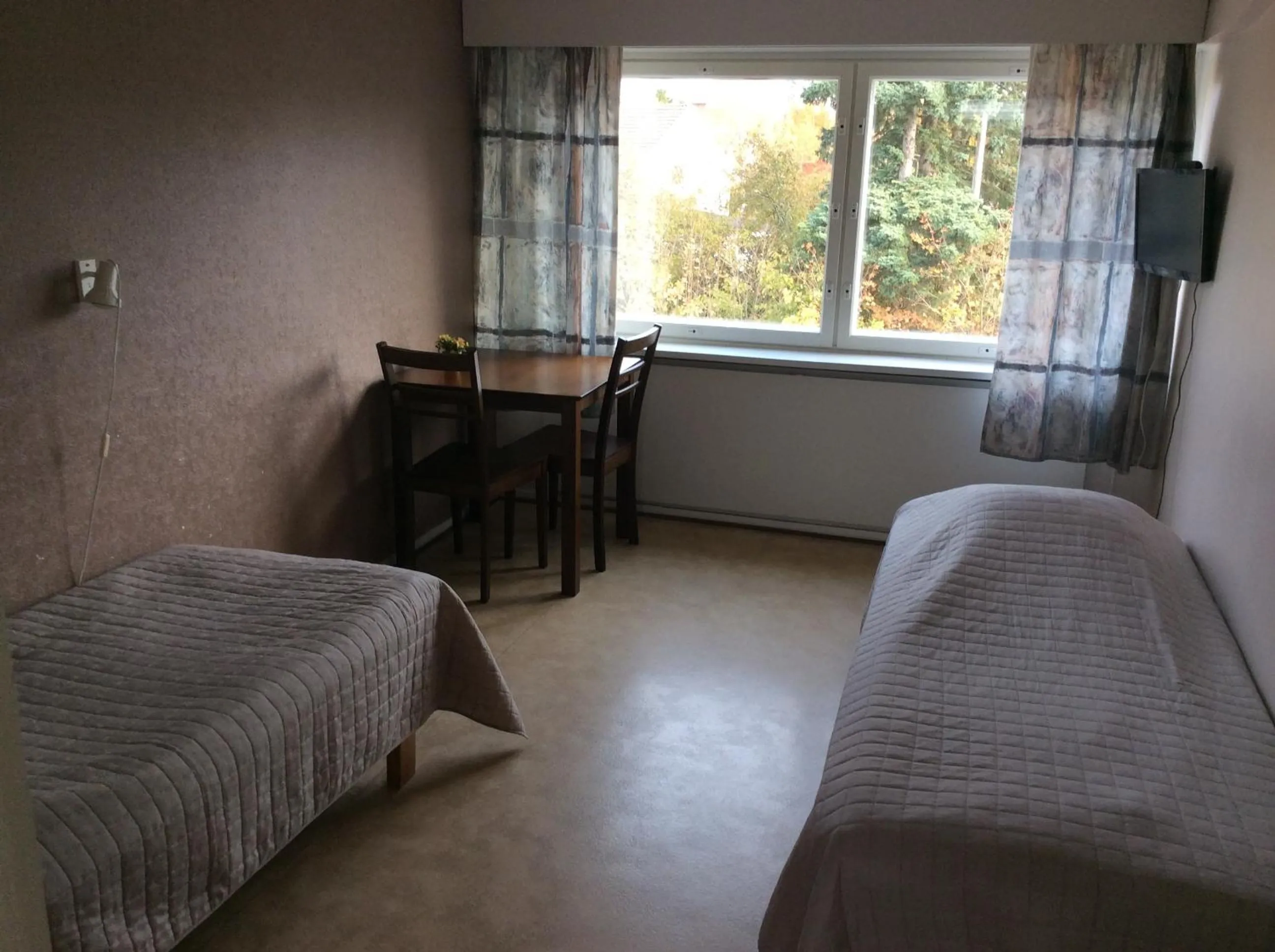 Photo of the whole room, Bed in Leo Hotelli