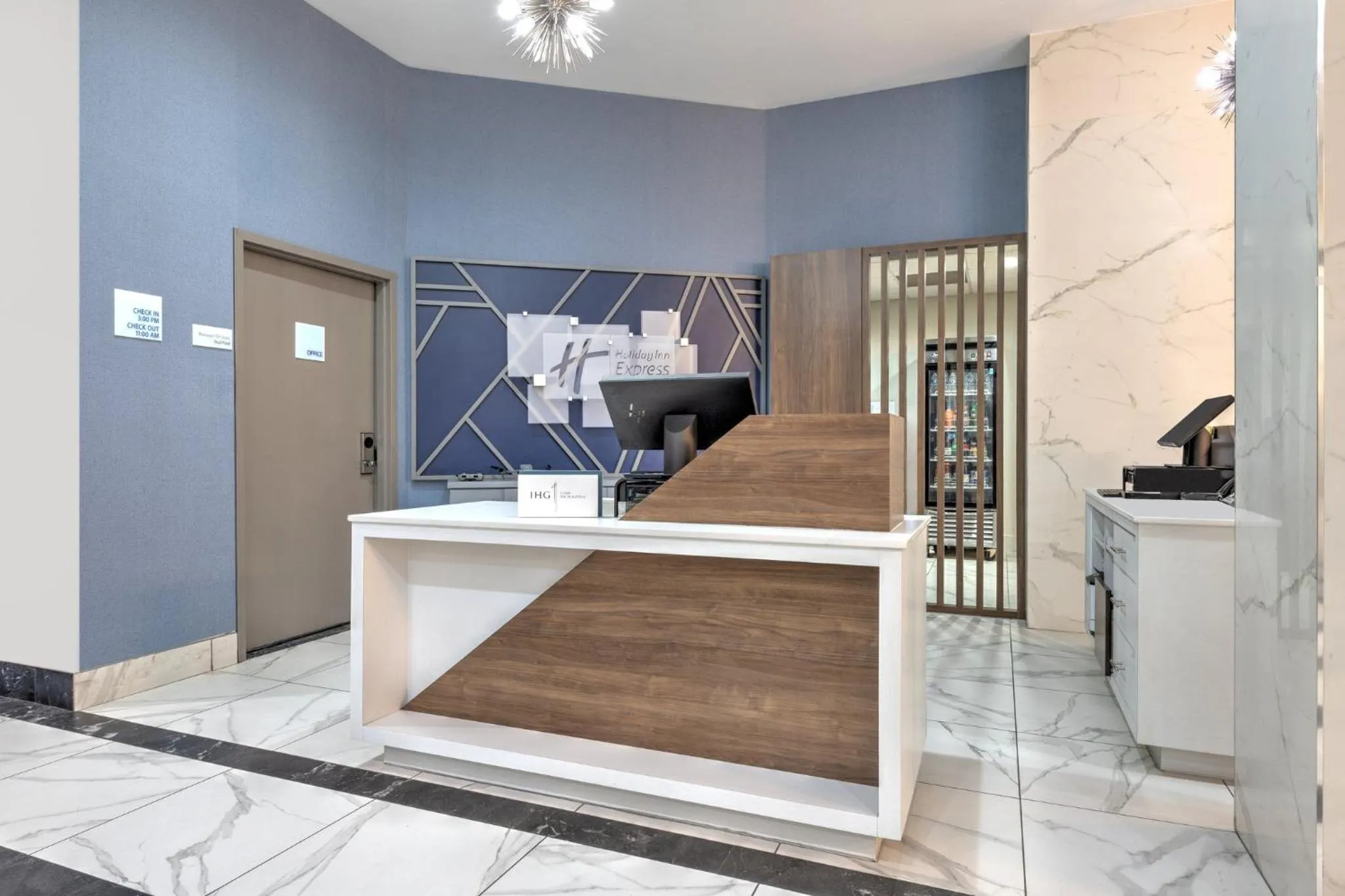 Property building in Holiday Inn Express - Dallas Downtown by IHG