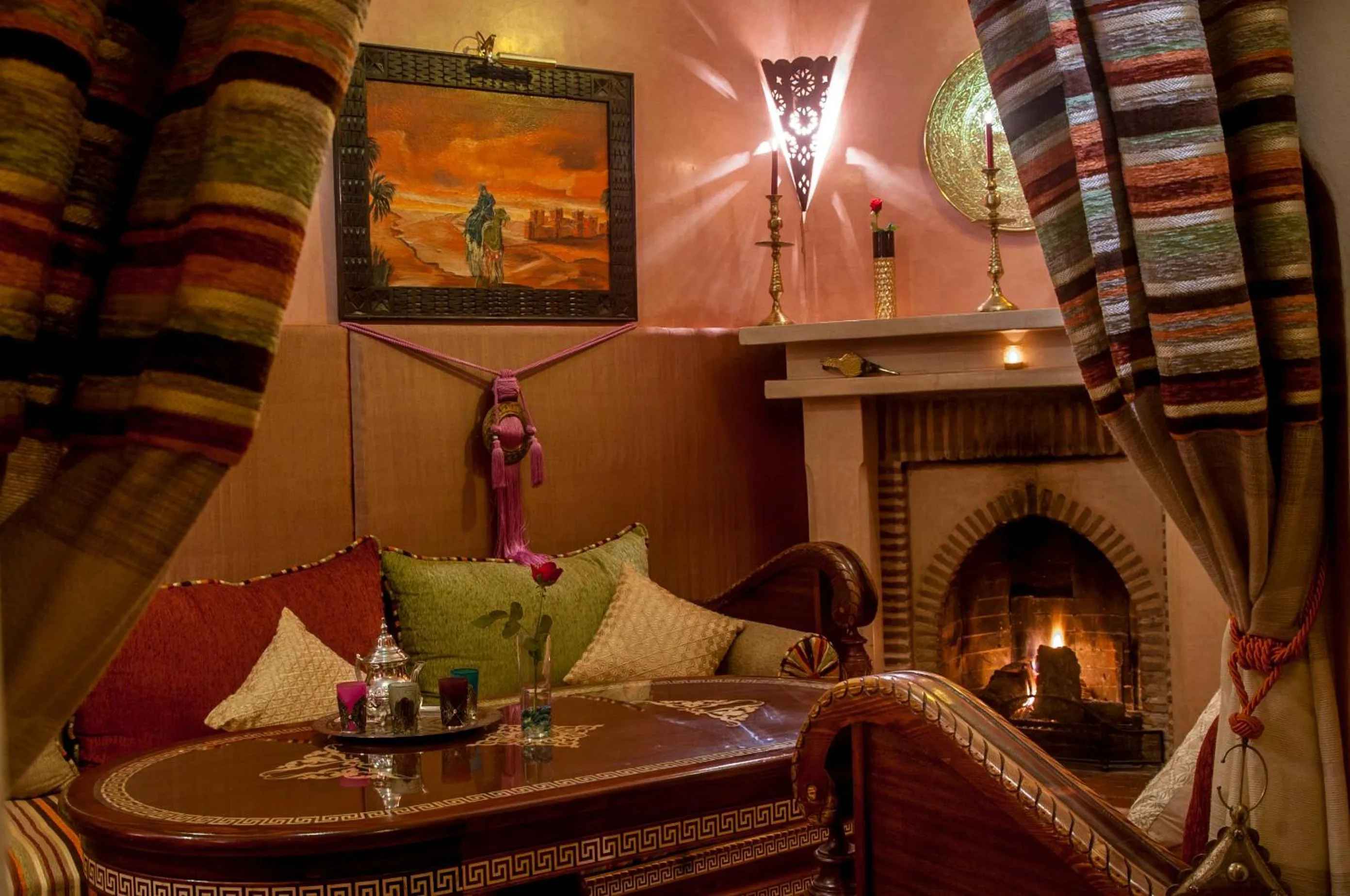 Communal lounge/ TV room in Riad Anabel