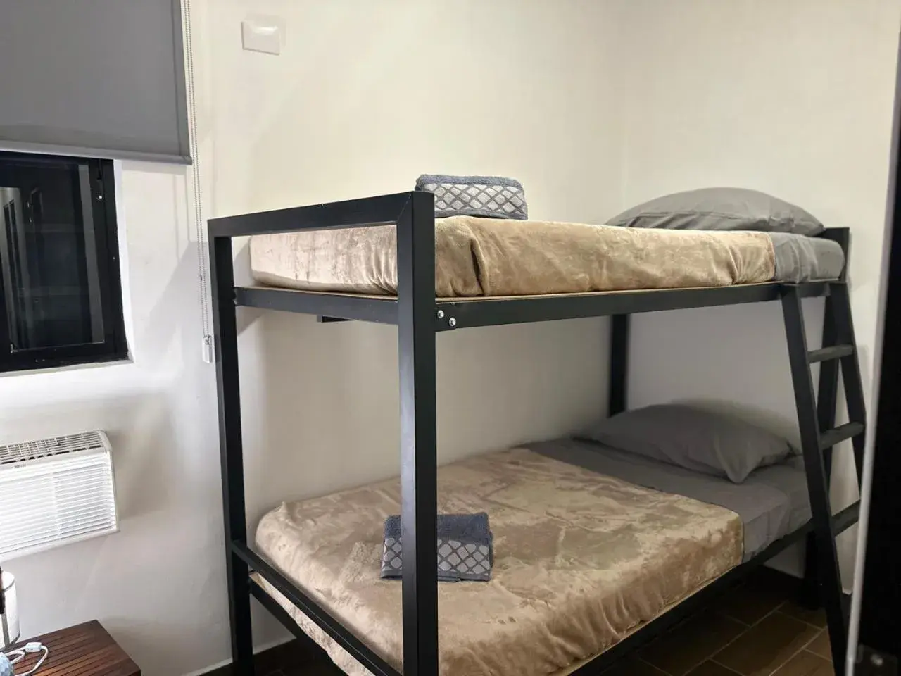 Budget Double Room in Suites Apodaca Budget Double Room in Suites Apodaca