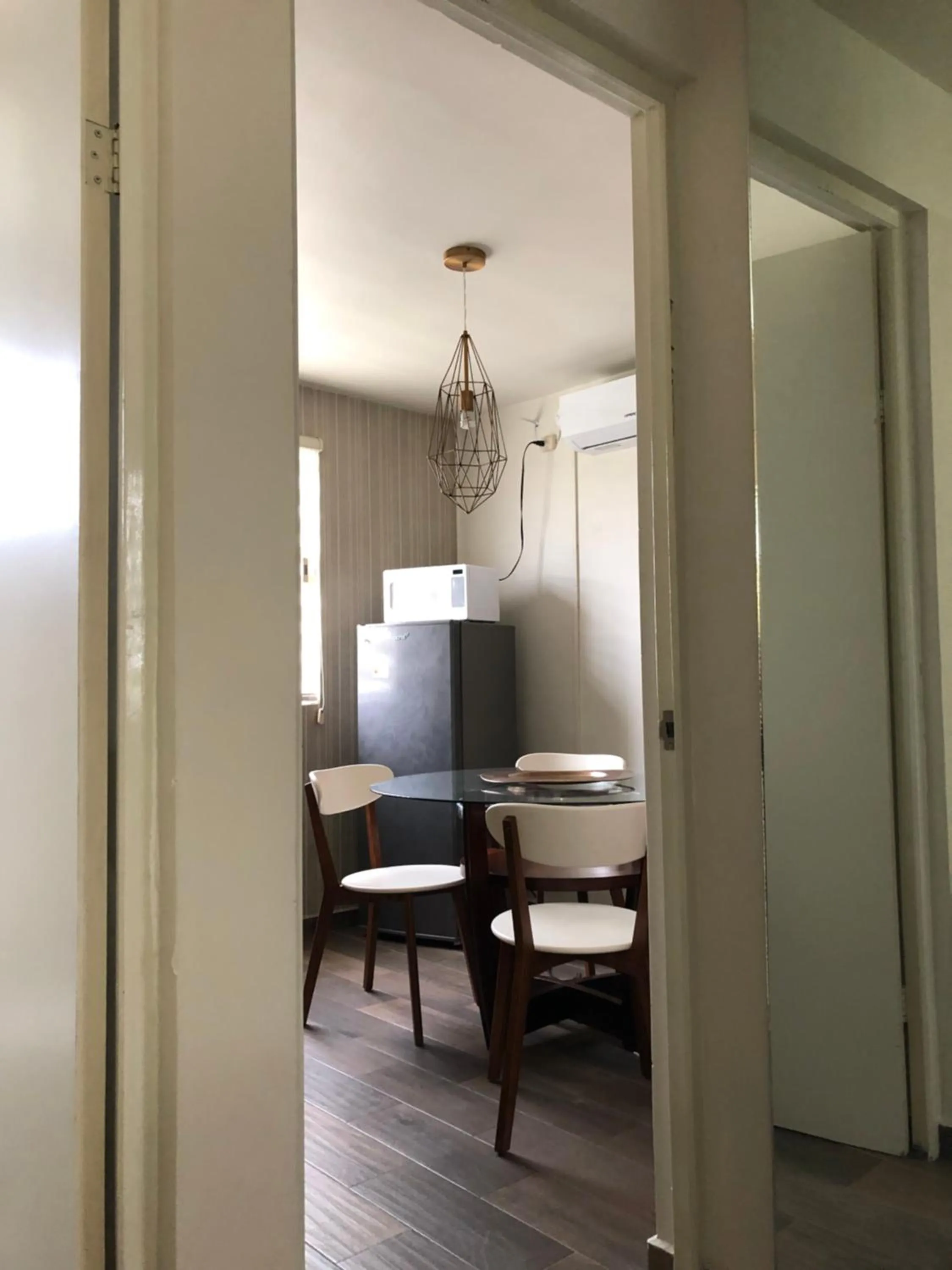 Dining area in Suites Apodaca