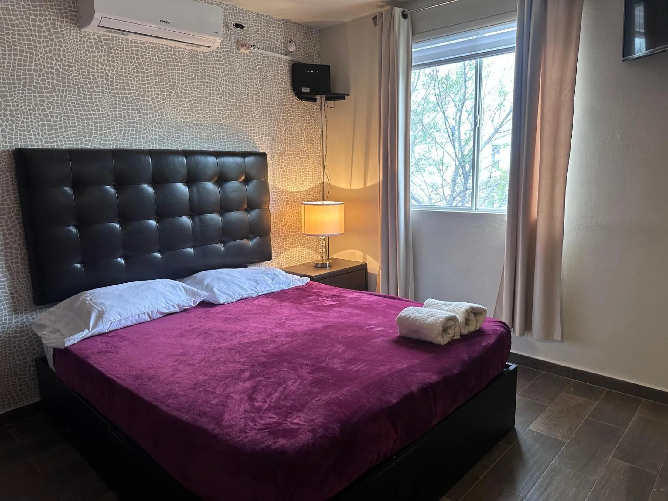 Bed in Suites Apodaca