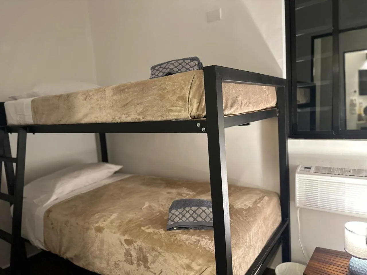 Bed in Suites Apodaca