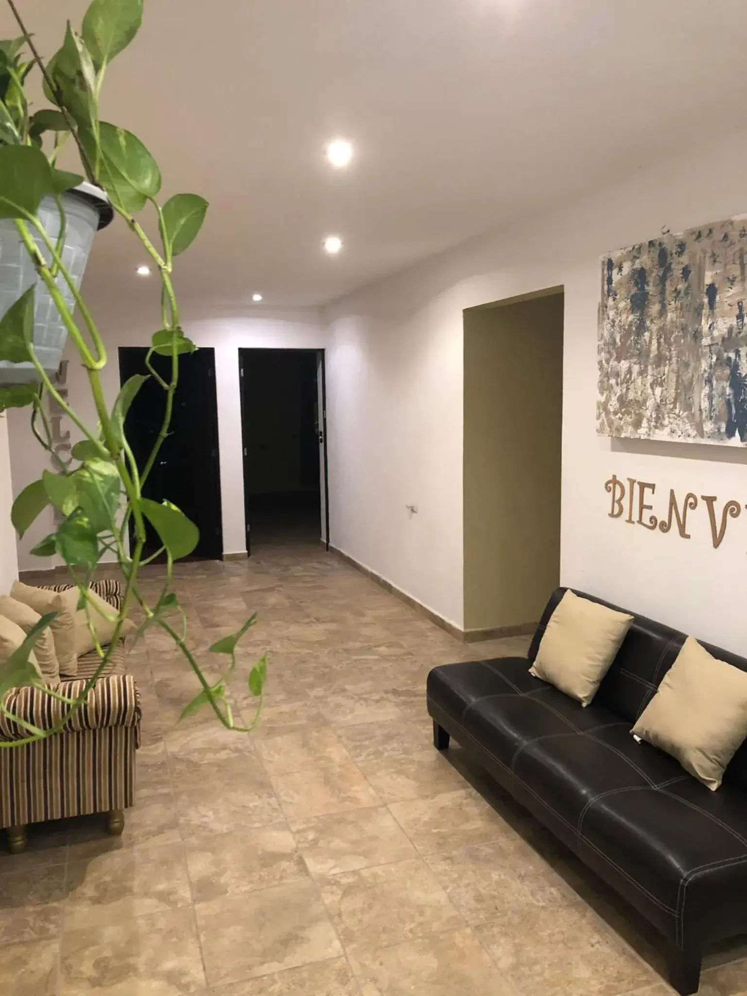 Basic Triple Room in Suites Apodaca Basic Triple Room in Suites Apodaca