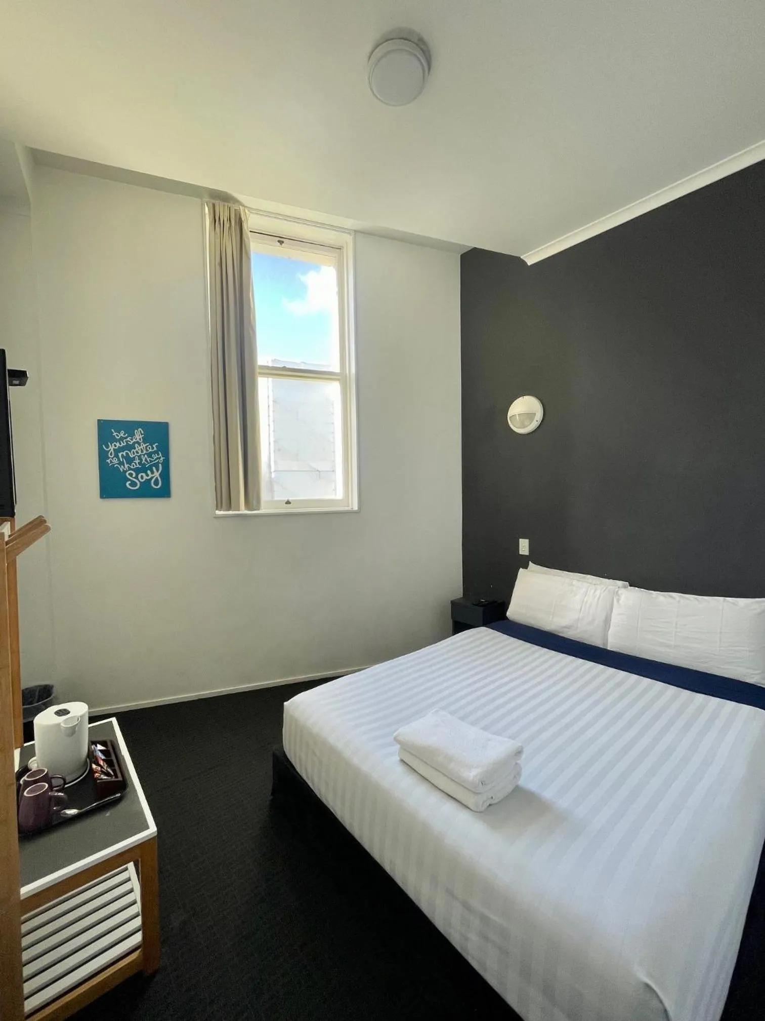 Photo of the whole room, Bed in Nomads Capital Backpackers - Wellington