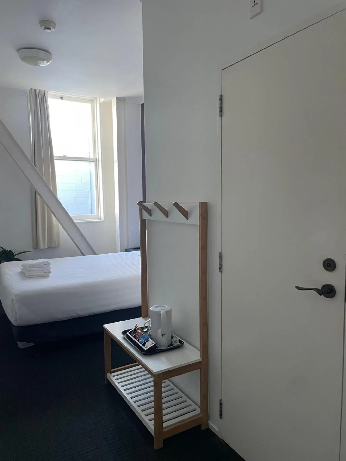 Photo of the whole room, Bed in Nomads Capital Backpackers - Wellington