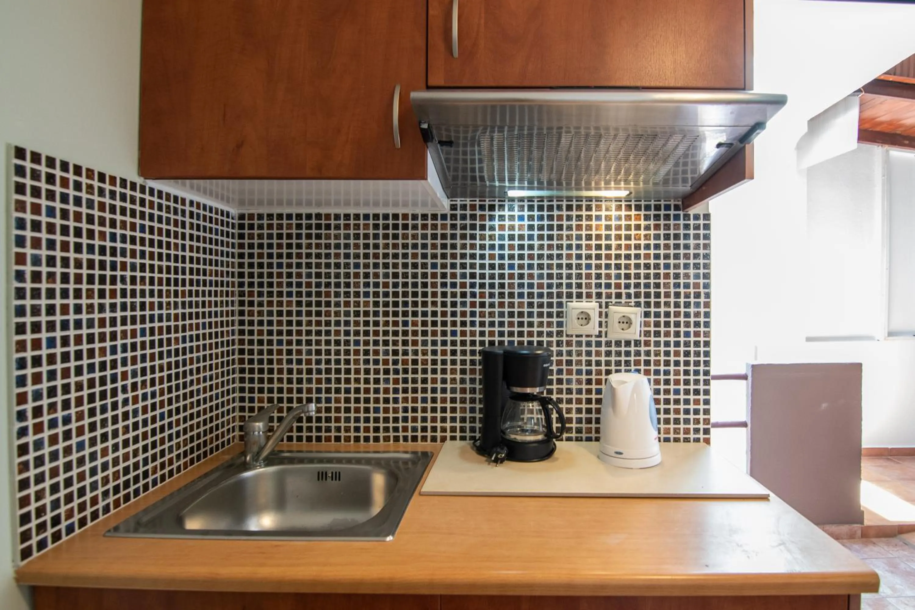 Coffee/tea facilities in Girogiali beach hotel - Adults only