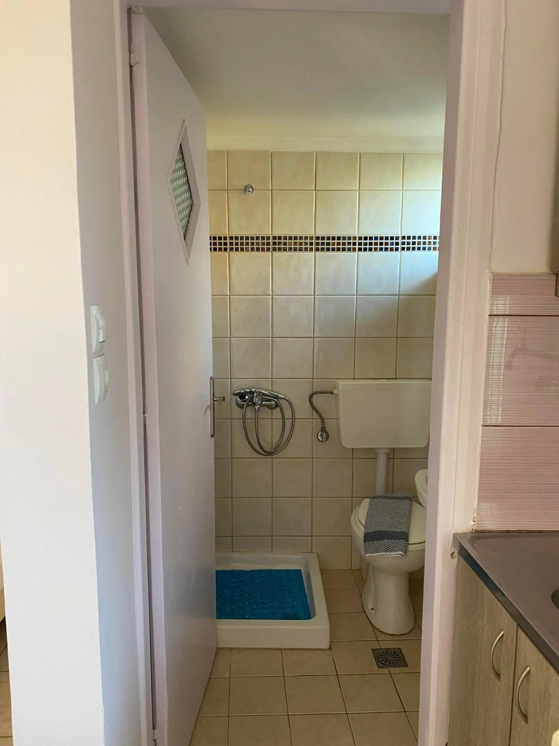 Bathroom in Girogiali beach hotel - Adults only