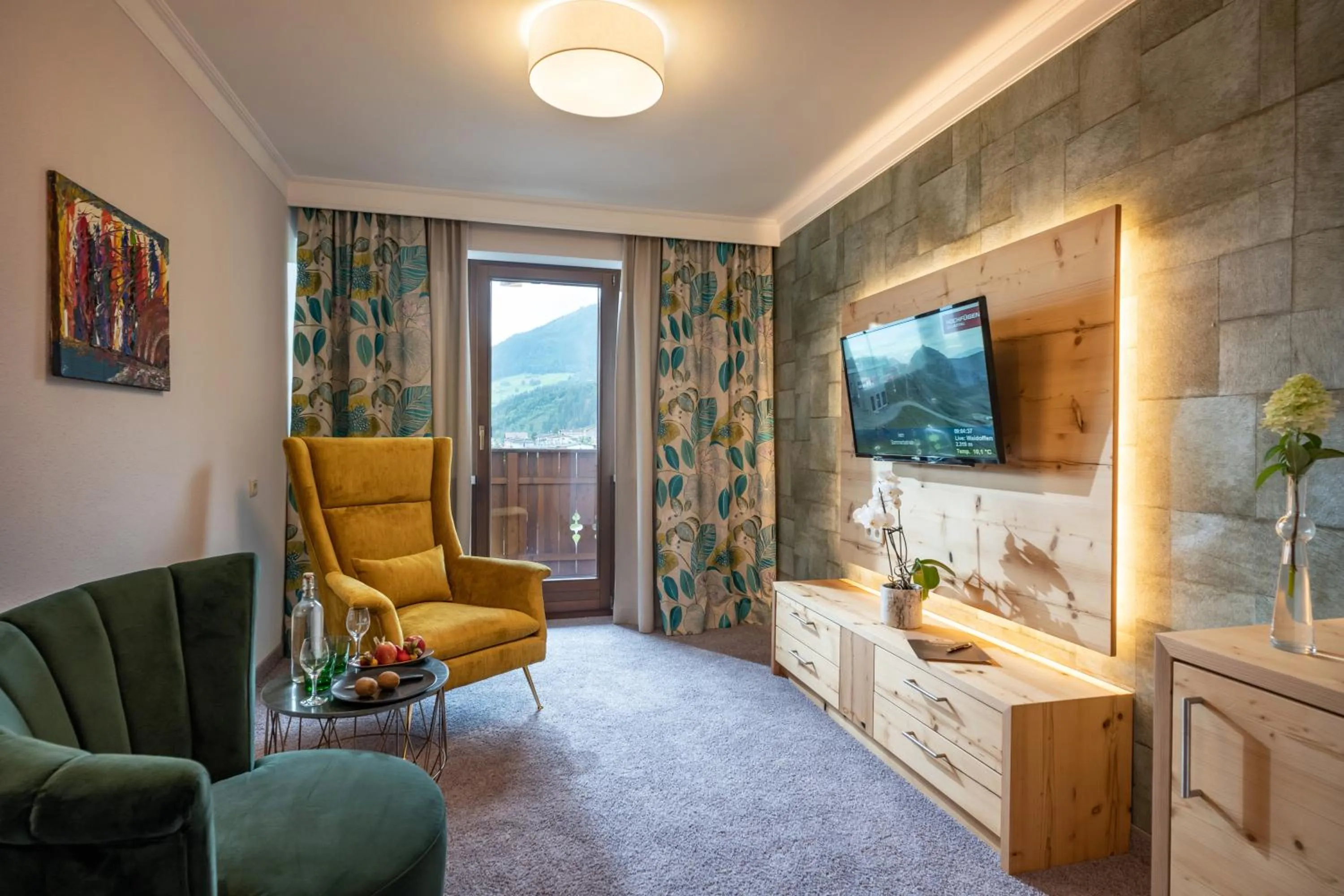 TV and multimedia in Hotel Waldfriede - Der Logenplatz im Zillertal