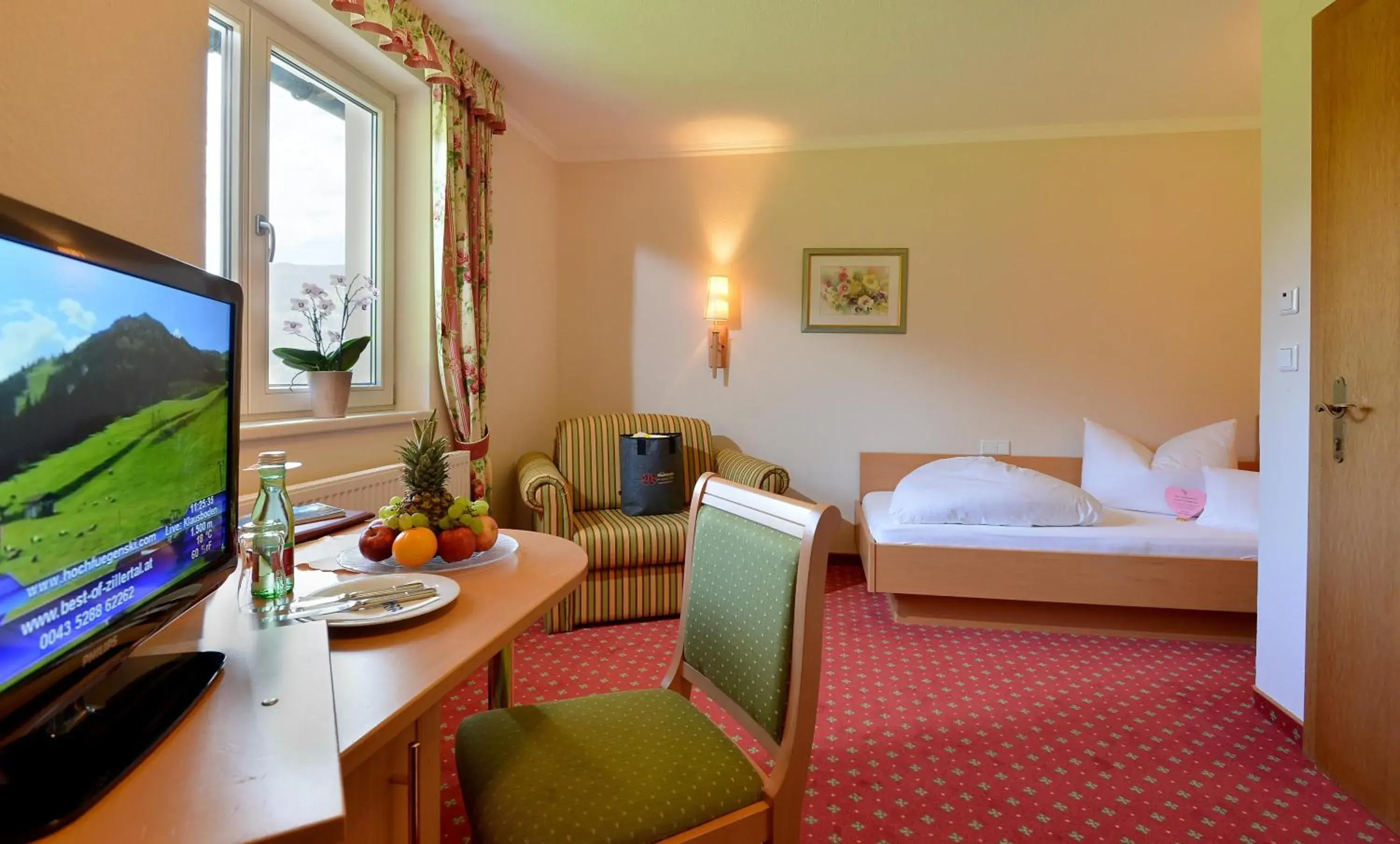 Single Room - single occupancy in Hotel Waldfriede - Der Logenplatz im Zillertal Single Room - single occupancy in Hotel Waldfriede - Der Logenplatz im Zillertal