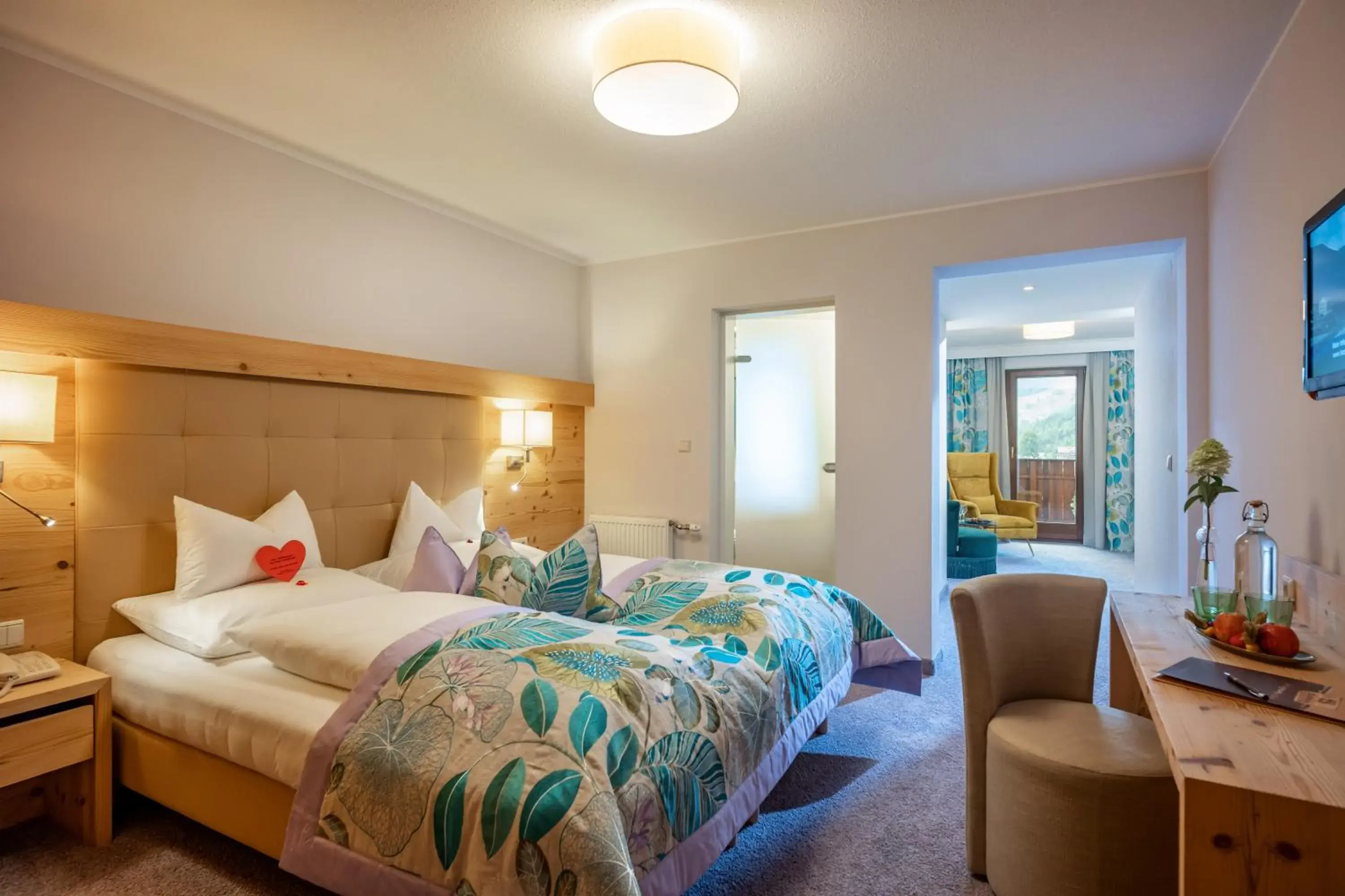 Standard Suite in Hotel Waldfriede - Der Logenplatz im Zillertal Standard Suite in Hotel Waldfriede - Der Logenplatz im Zillertal