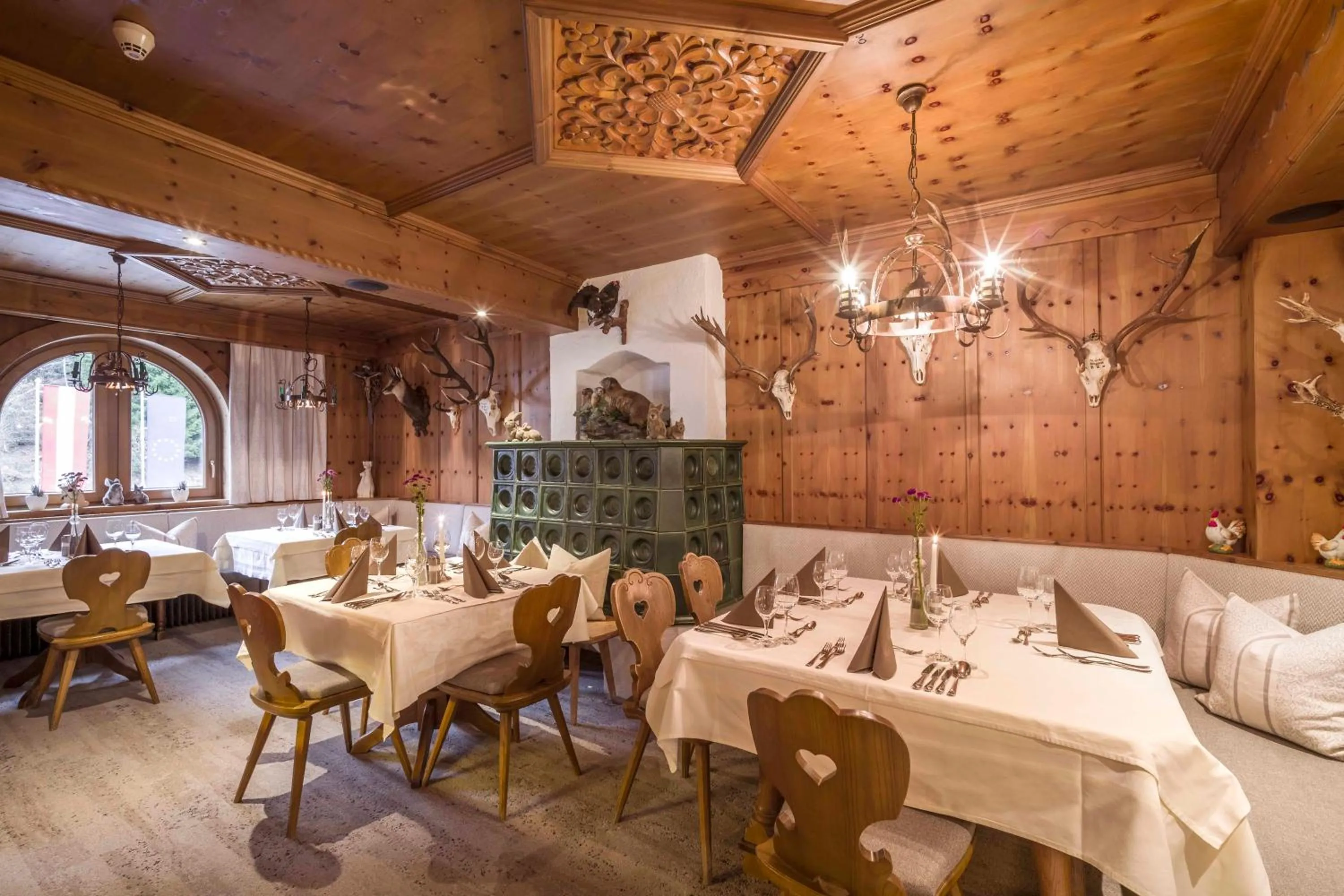 Restaurant/places to eat in Hotel Waldfriede - Der Logenplatz im Zillertal