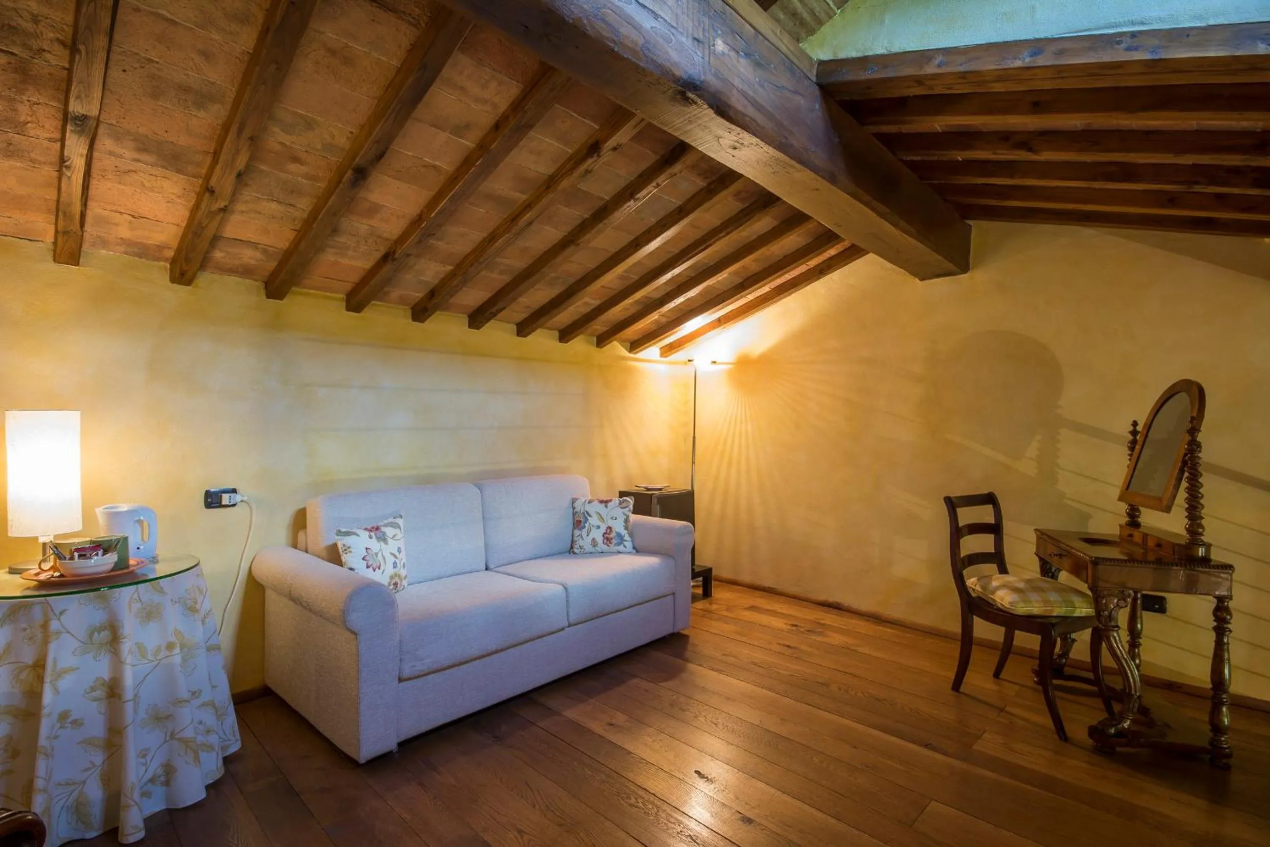 Photo of the whole room, Bed in Il Nido di Gabbiano