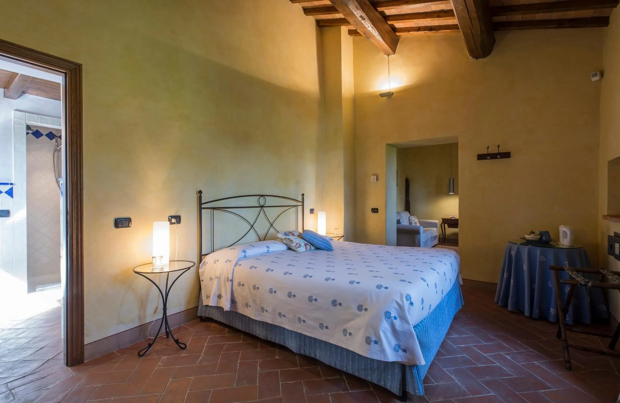 Photo of the whole room, Bed in Il Nido di Gabbiano