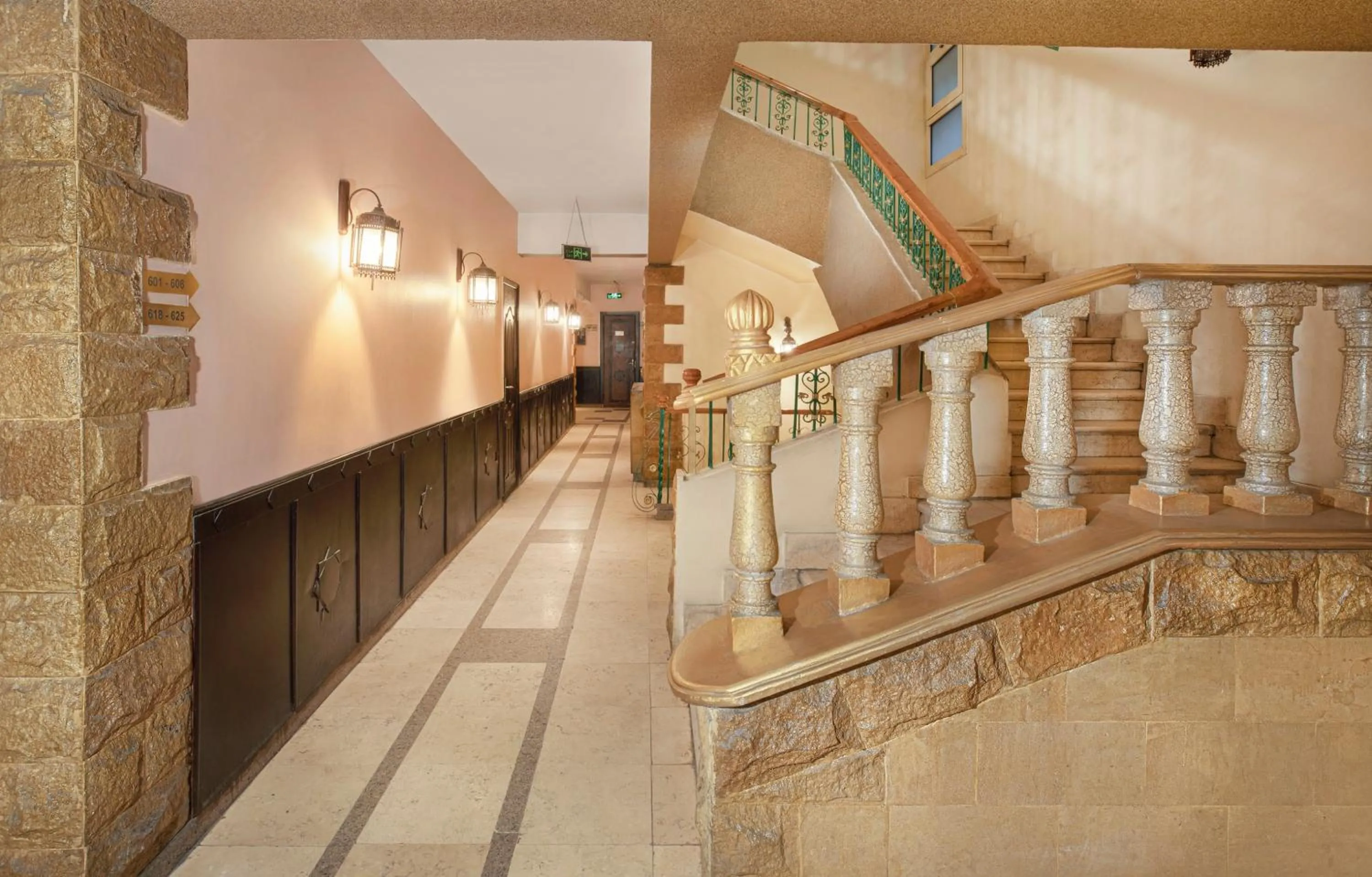 Holidays Express Hotel