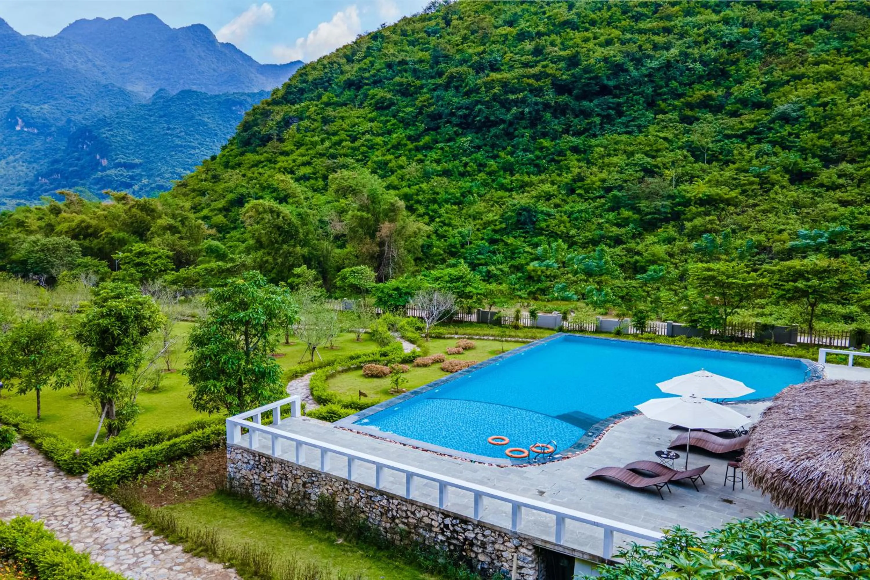 Swimming pool in Mai Chau Mountain View Resort