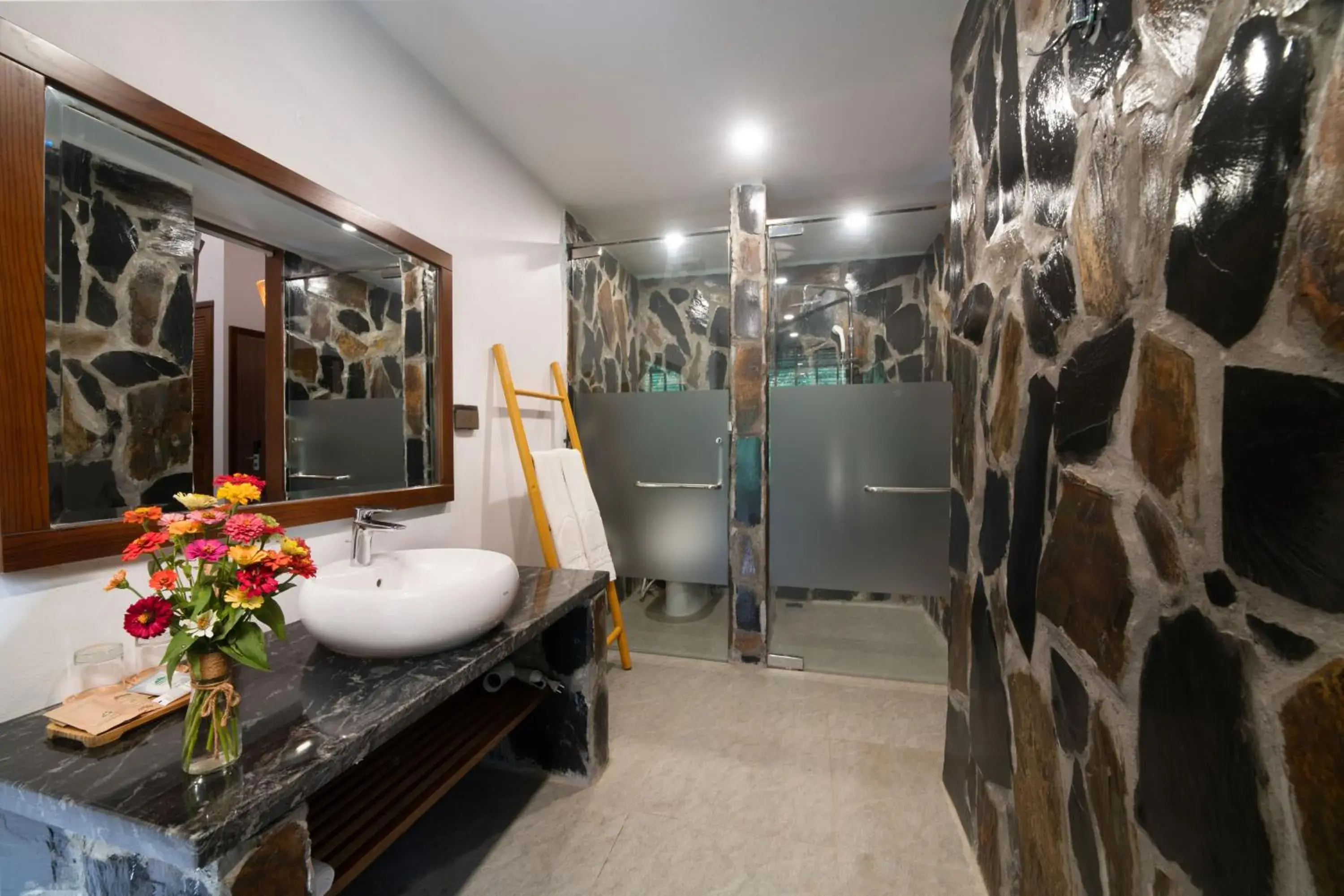 Bathroom in Mai Chau Mountain View Resort Bathroom in Mai Chau Mountain View Resort